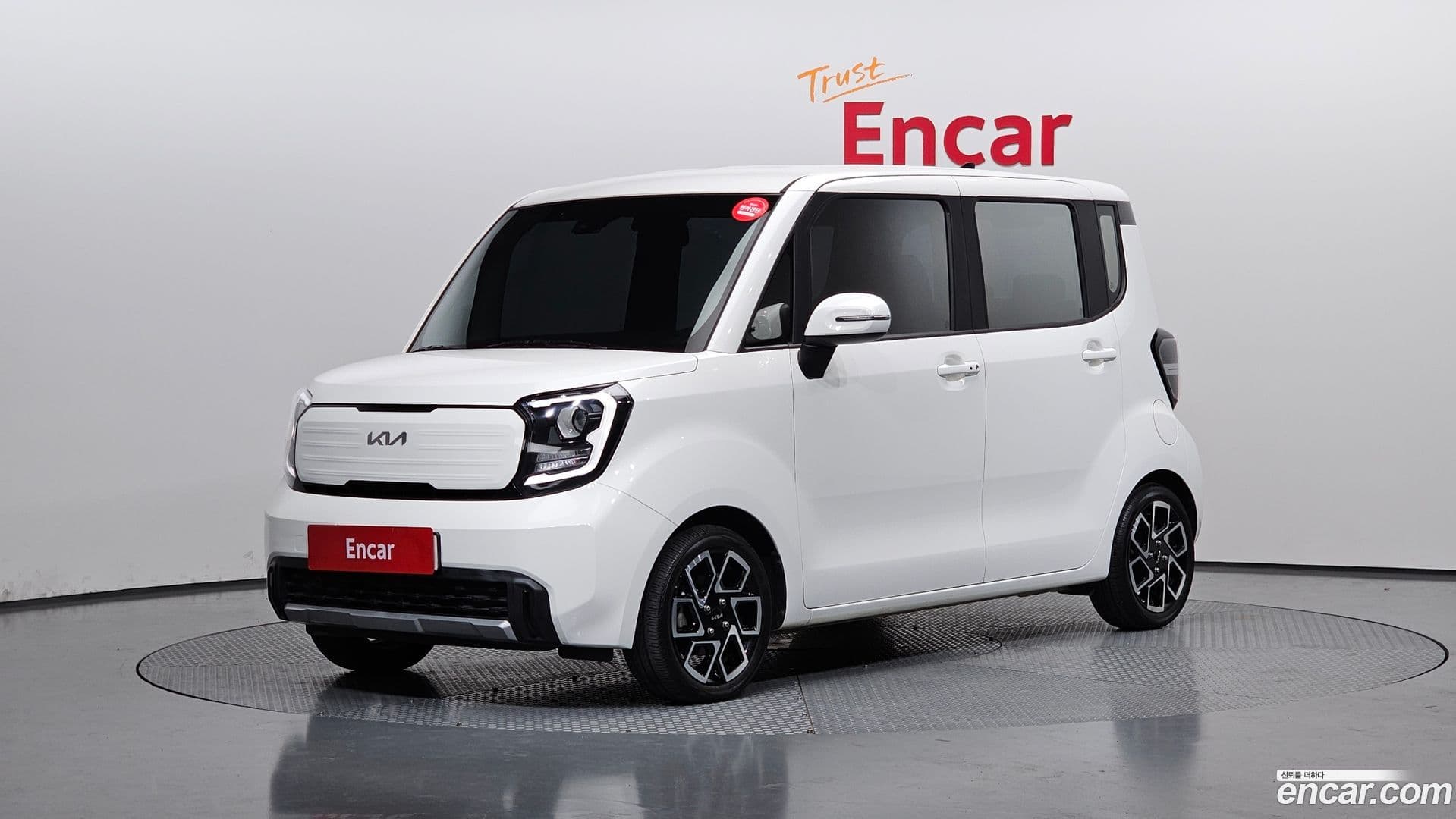 Main__Slider__Photo:RAY Kia 2023.2-0