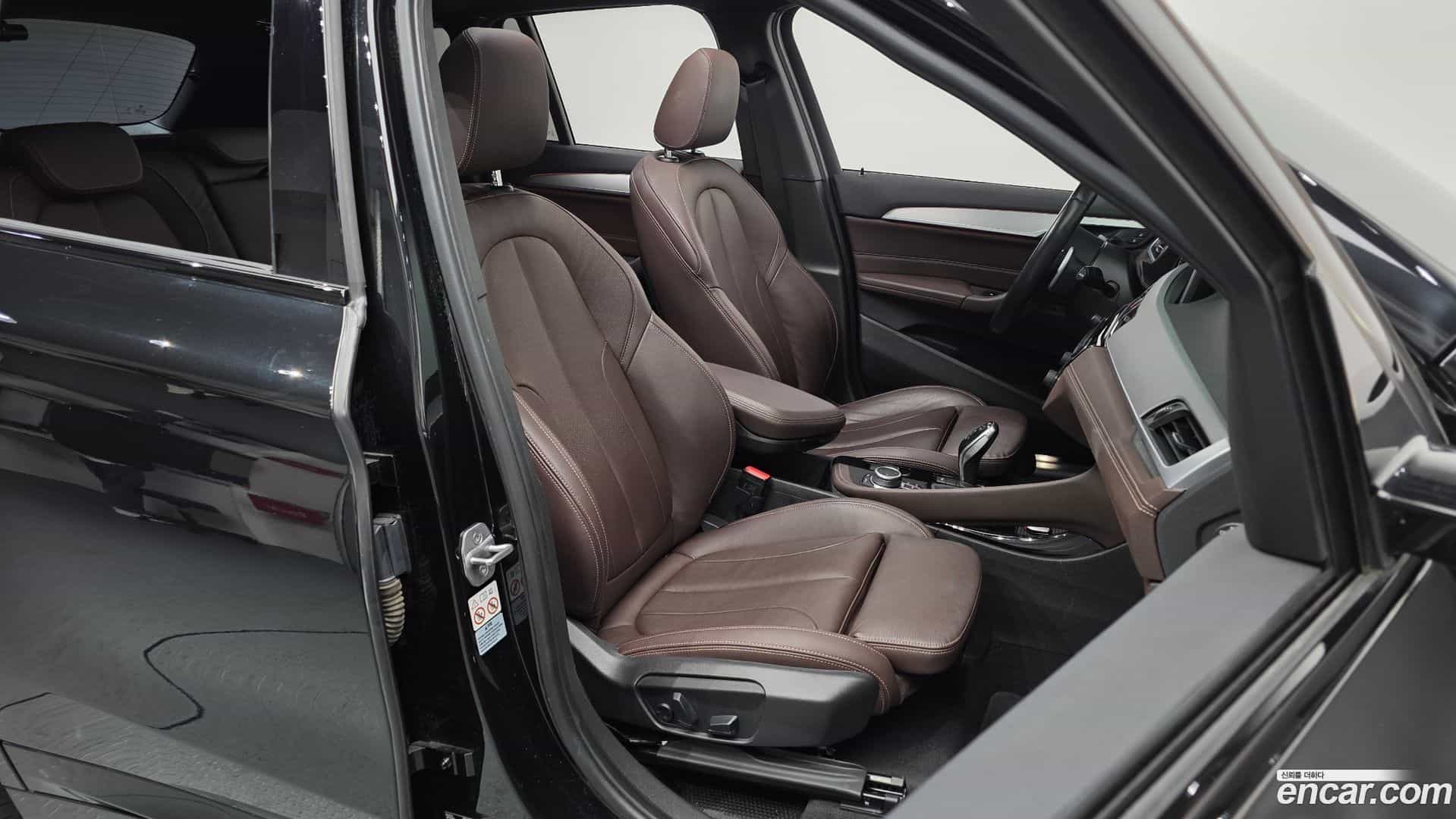 X1 BMW 2022.1-INNER-010
