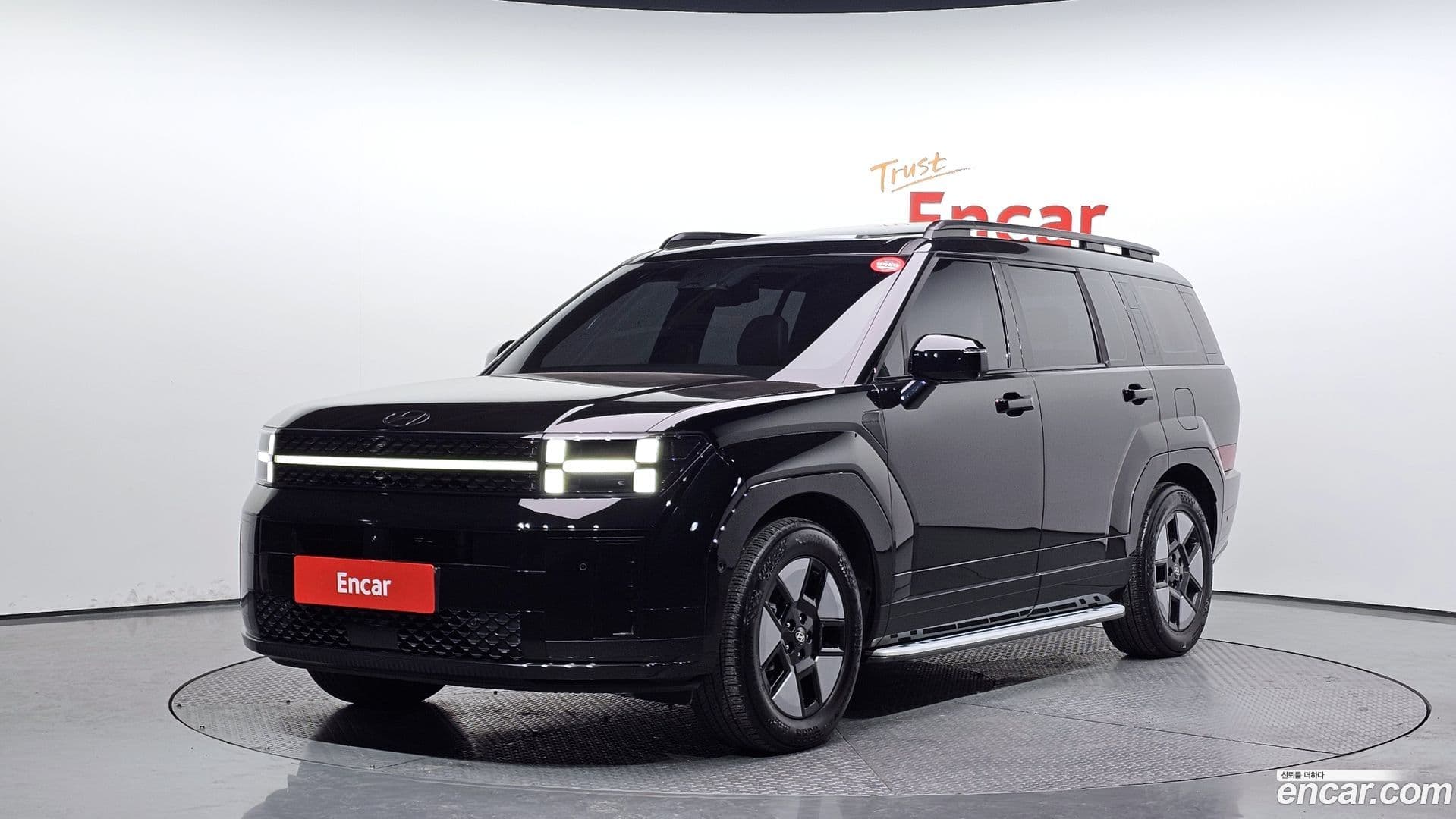 Main__Slider__Photo:Santafe Hyundai 2024.0-0