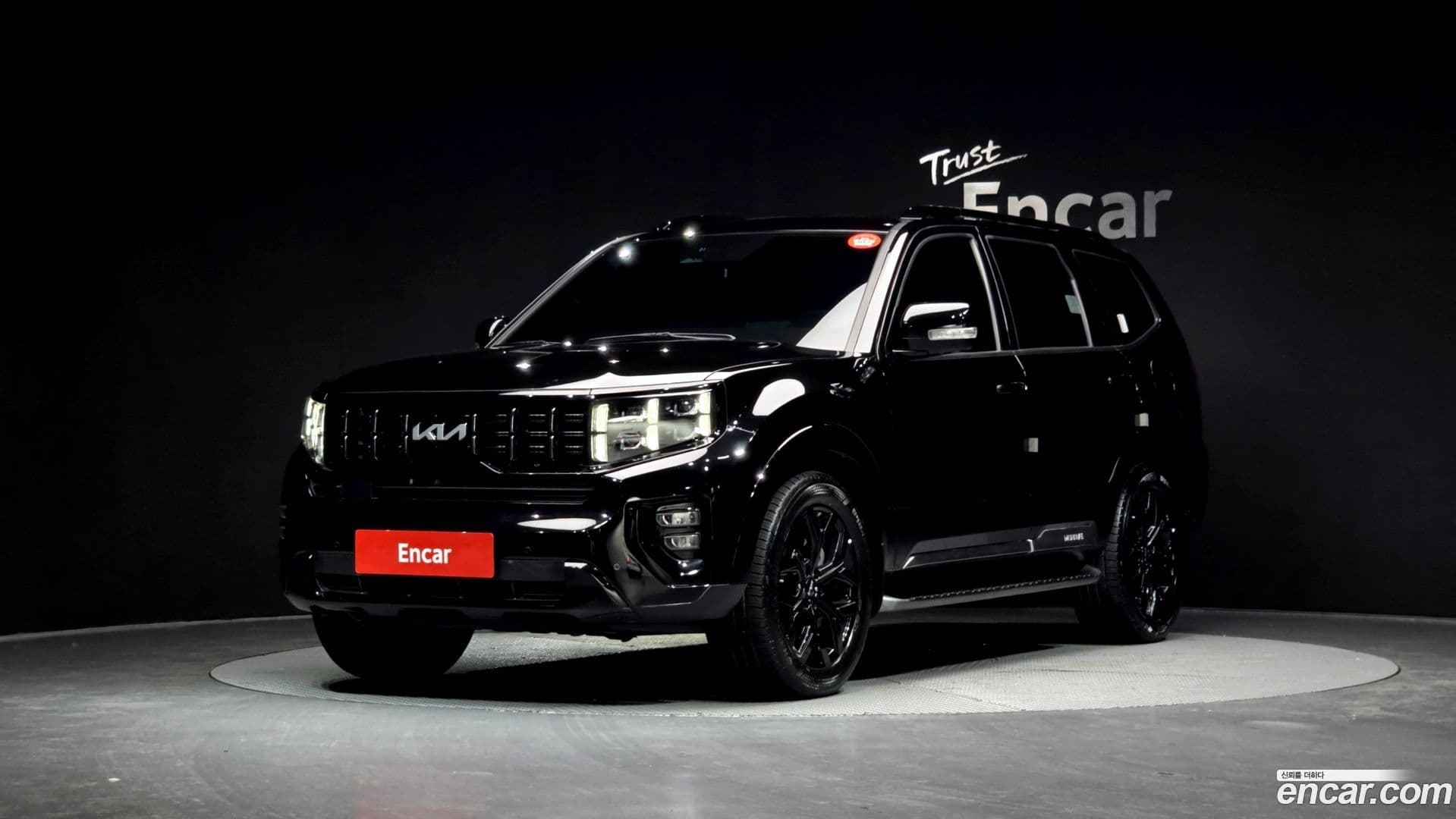 Main__Slider__Photo:Mohave Kia 2022.8-0