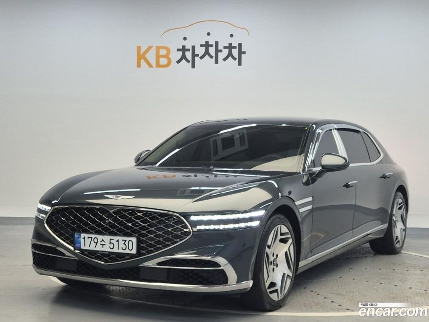 Main__Slider__Photo:G90 Genesis 2022.8-0