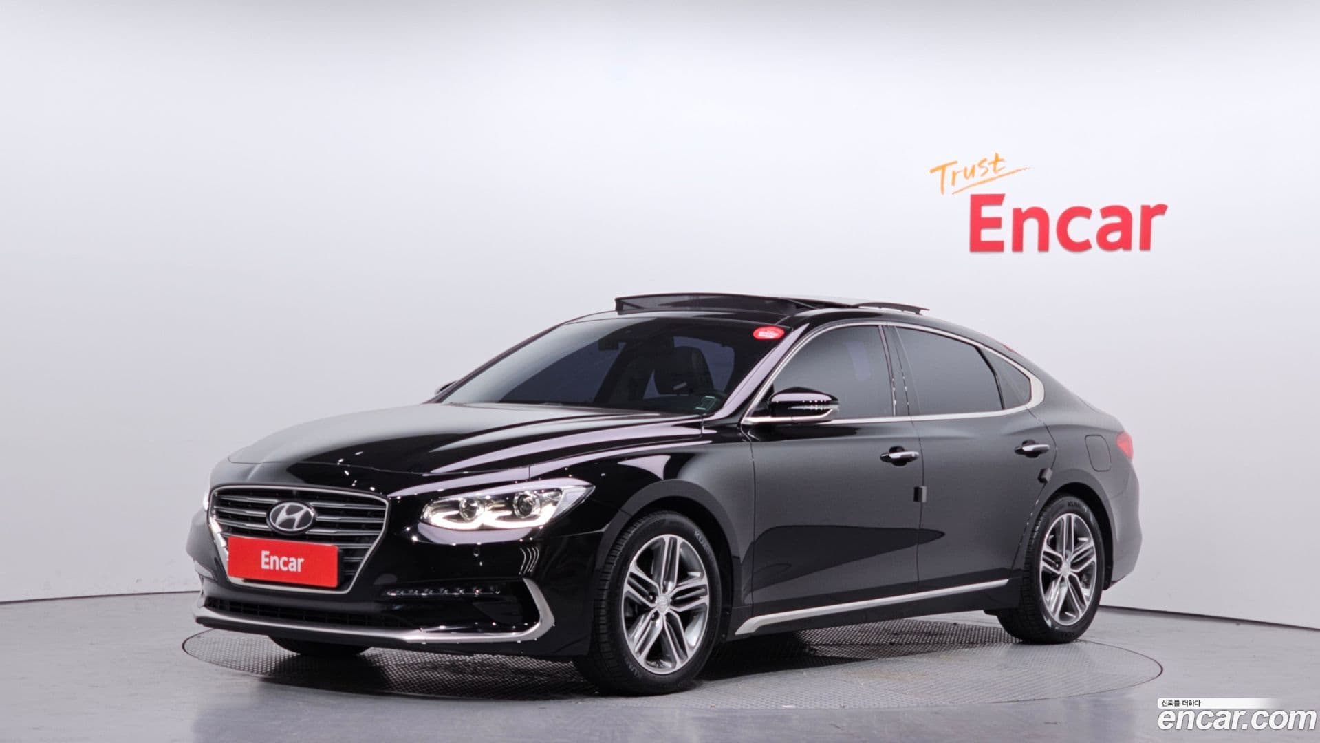 Main__Slider__Photo:Grandeur Hyundai 2016.11-0