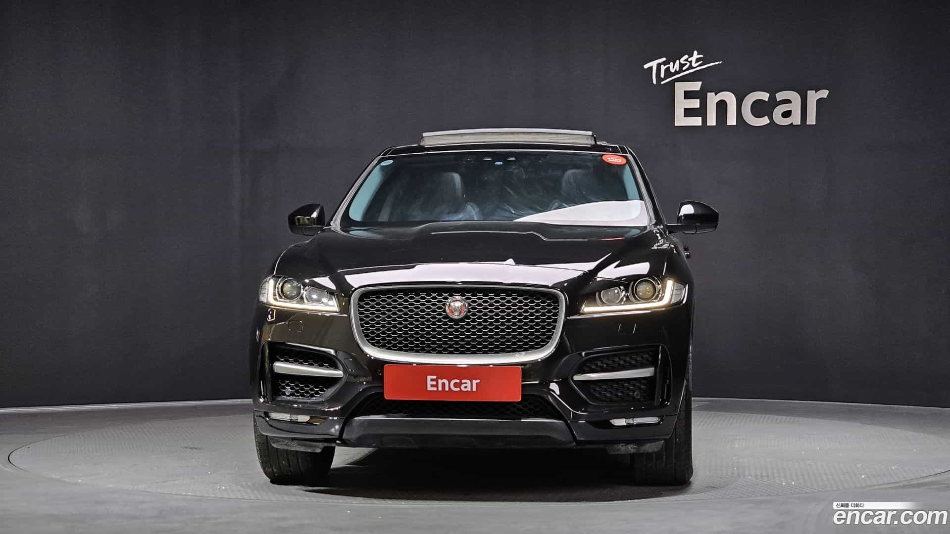 F-PACE Jaguar 2017.3-OUTER-003