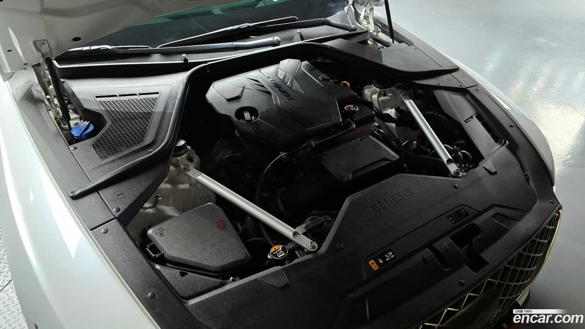 G80 Genesis 2022.2-INNER-006