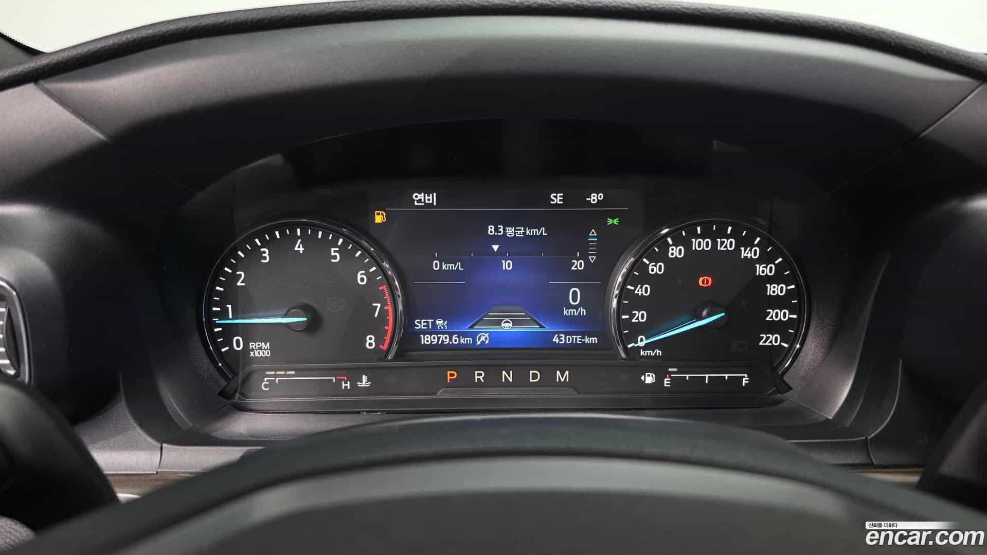 Explorer Ford 2019.10-INNER-008