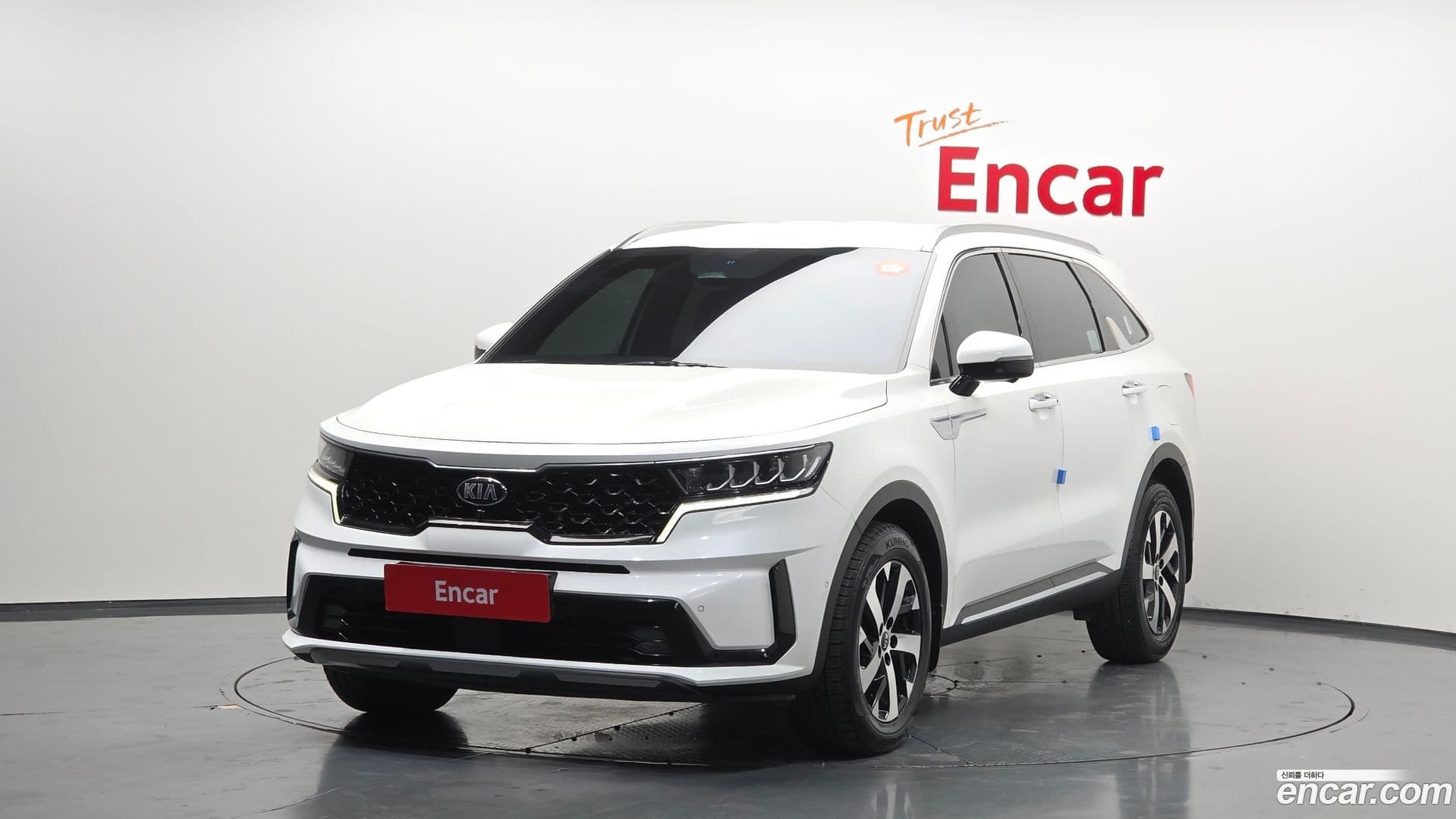 Main__Slider__Photo:Sorento Kia 2020.6-0