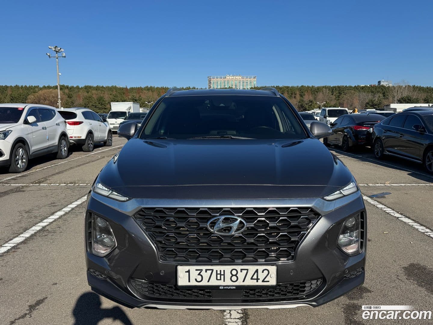 Main__Slider__Photo:Santafe Hyundai 2020.3-0