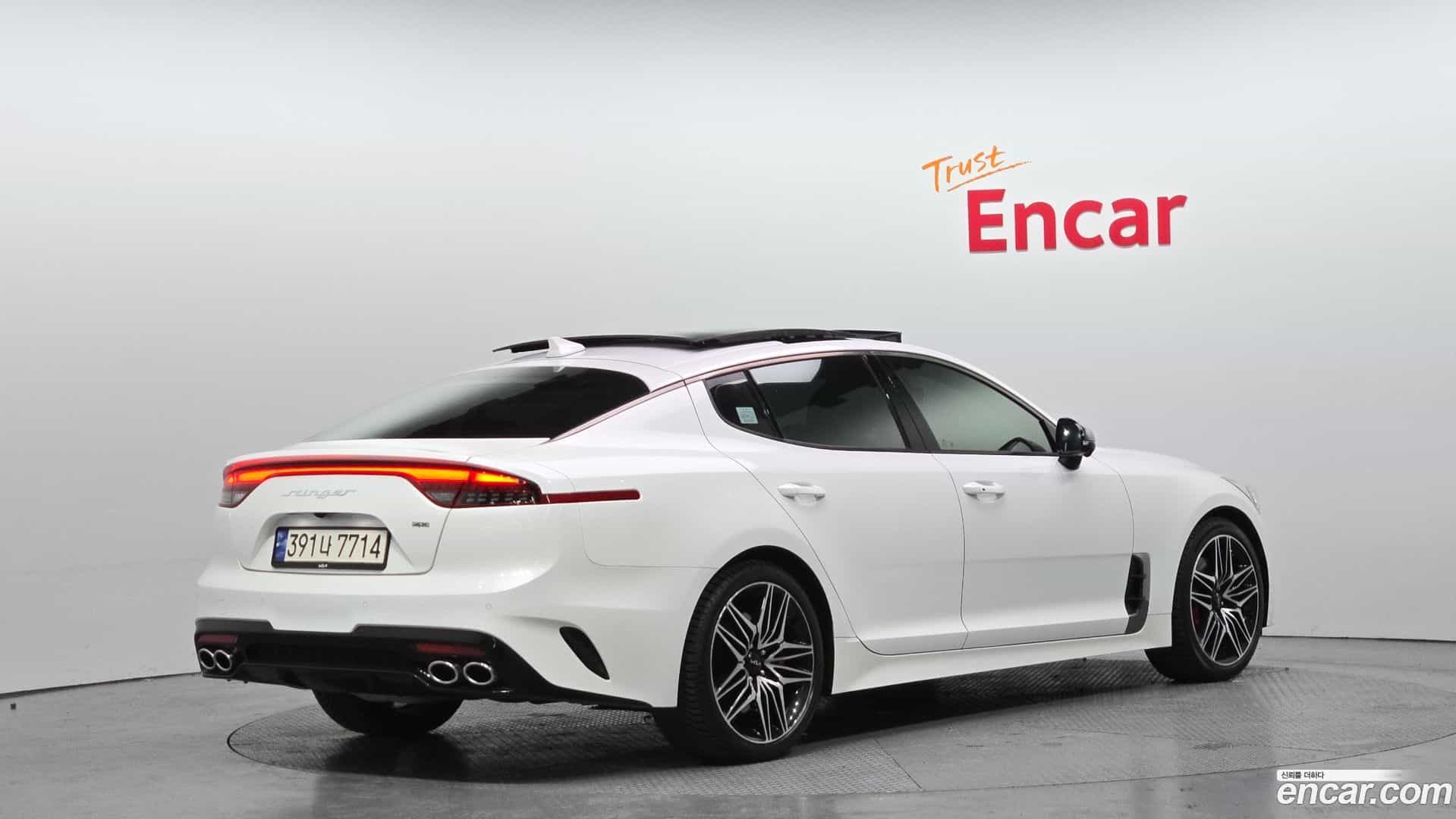 Stinger Kia 2021.10-OUTER-002