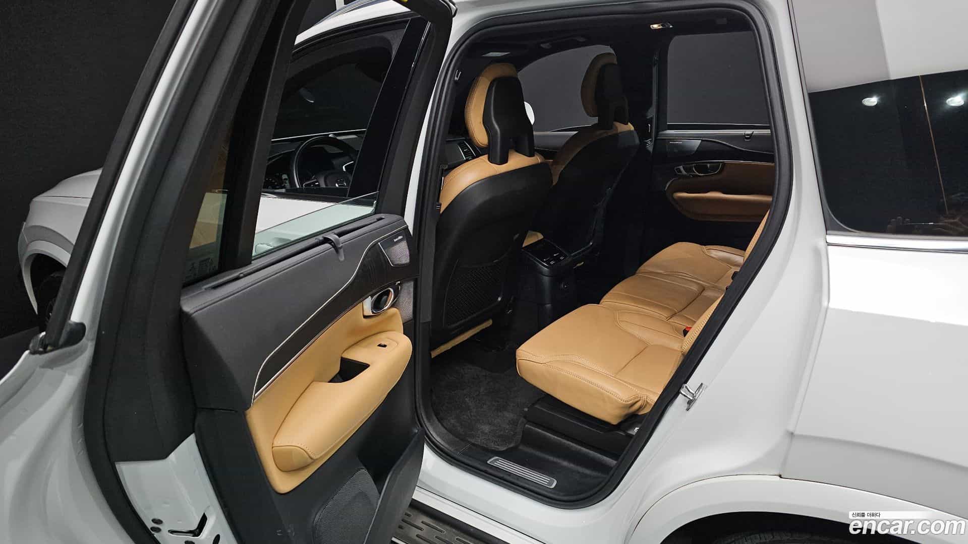XC90 Volvo 2021.7-OPTION-016
