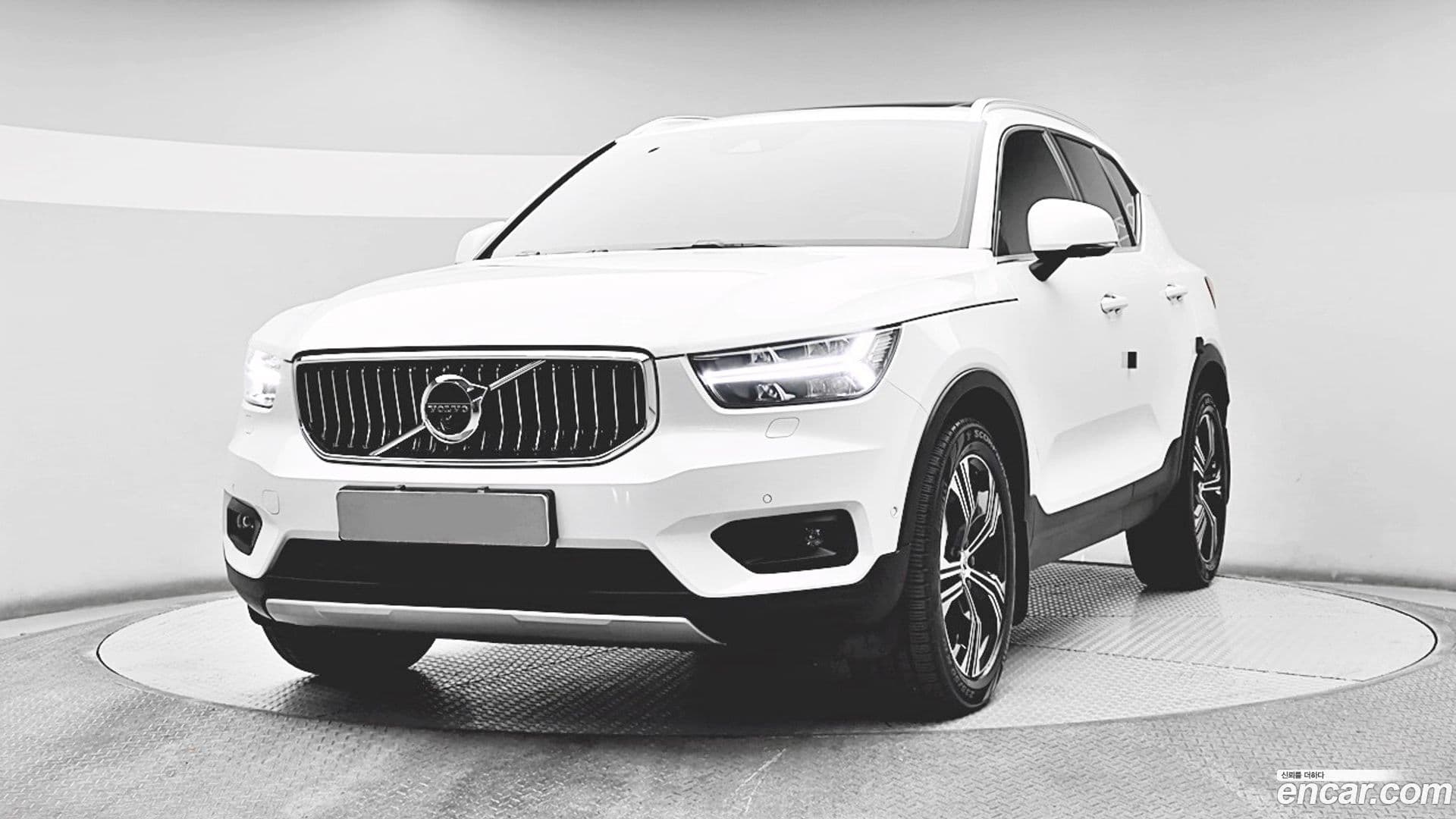 Main__Slider__Photo:XC40 Volvo 2021.5-0