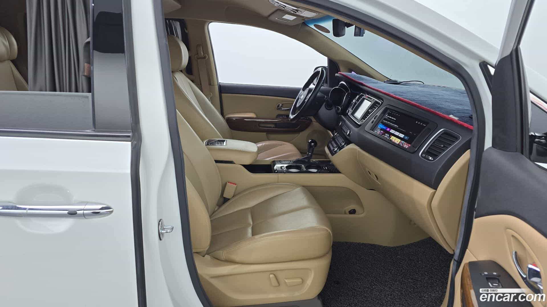 Canival Kia 2015.6-OPTION-015