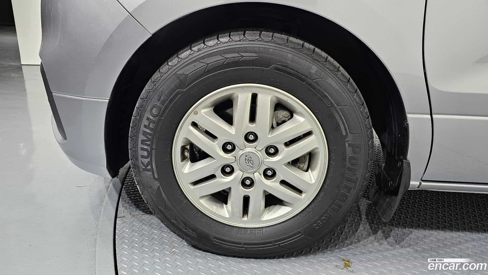 Starex Hyundai 2018.6-OUTER-005