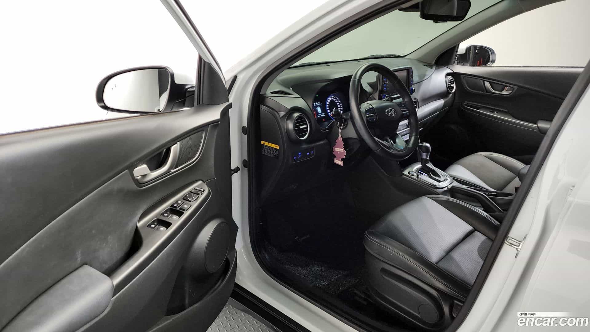 Kona Hyundai 2020.1-INNER-010