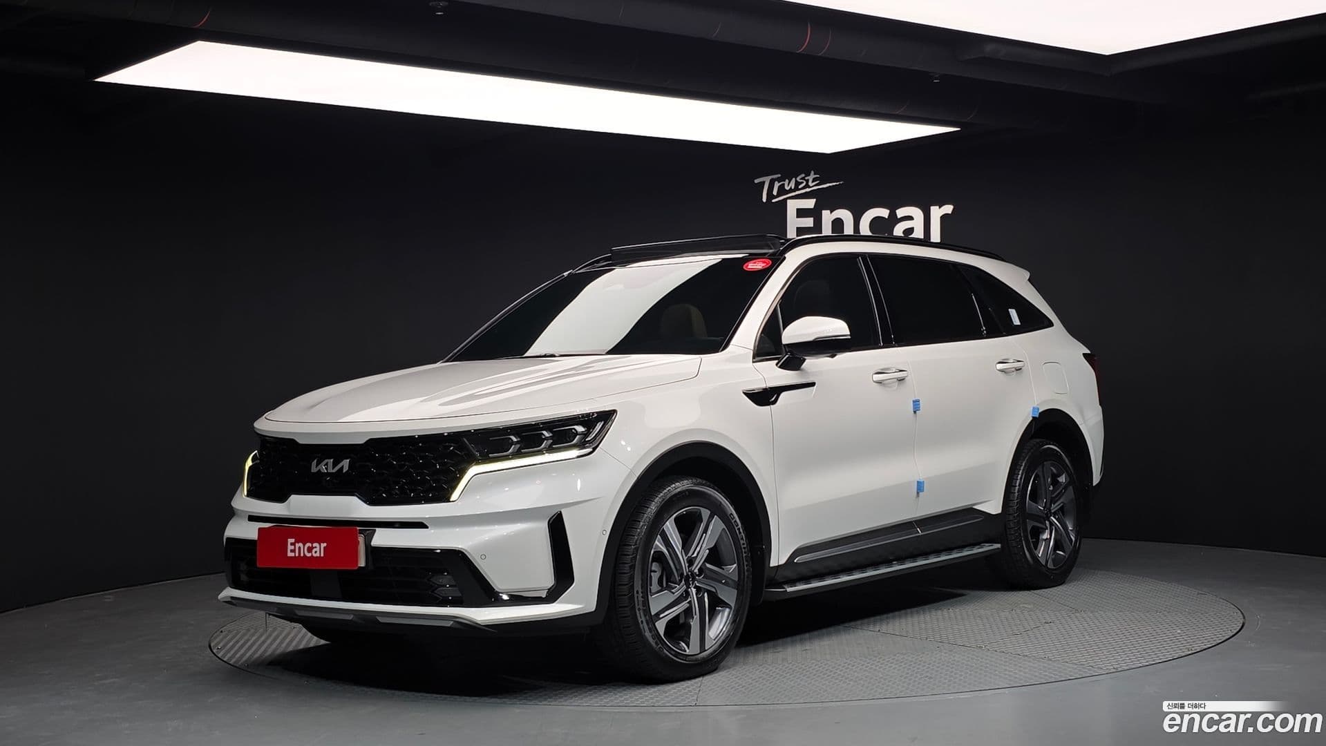 Main__Slider__Photo:Sorento Kia 2022.0-0