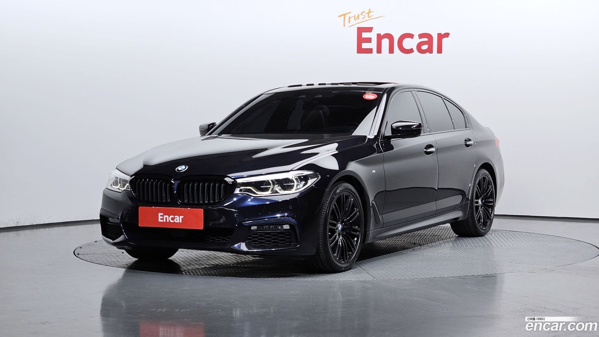 Main__Slider__Photo:5-Series BMW 2018.1-0