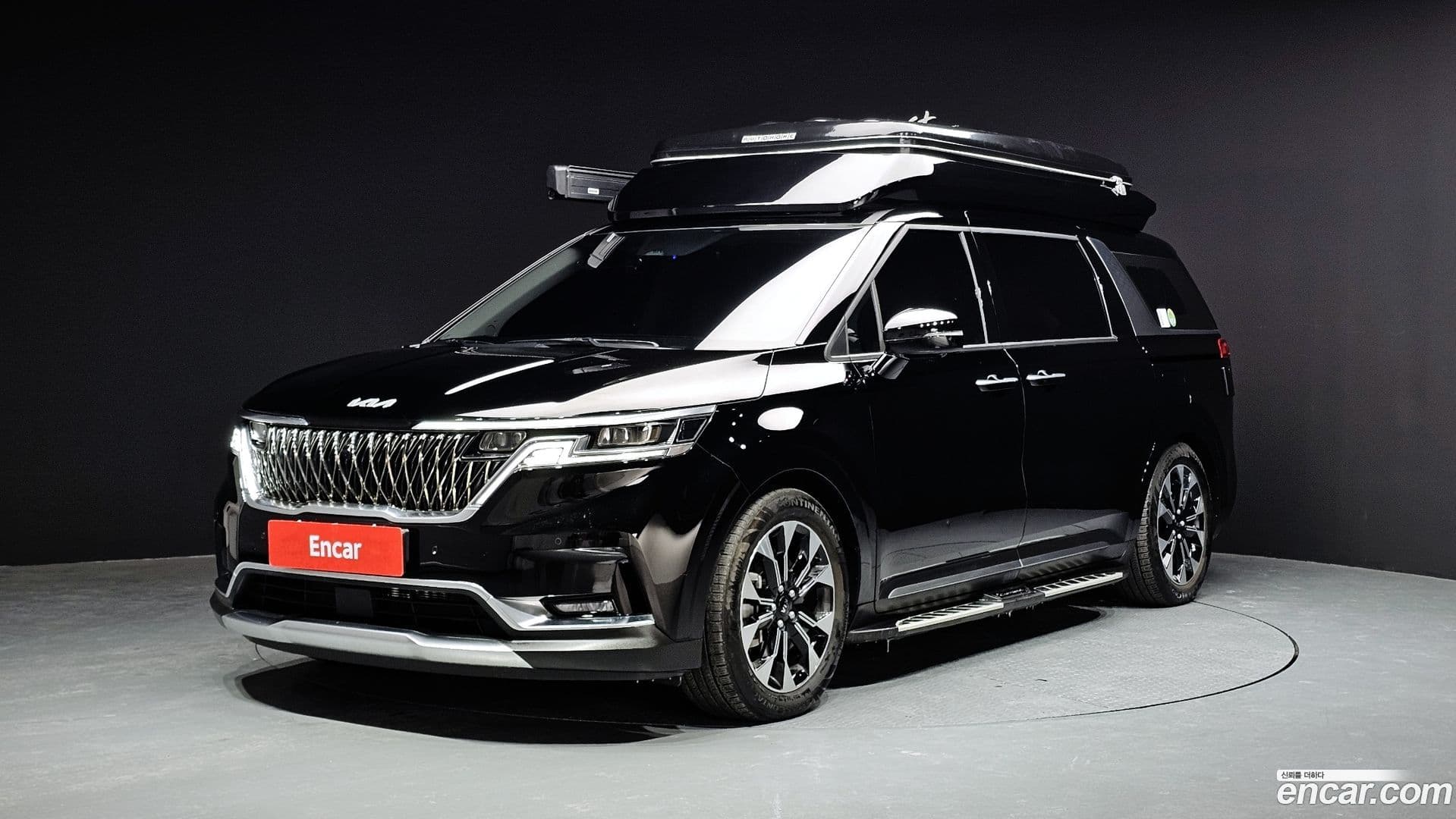 Main__Slider__Photo:Canival Kia 2021.5-0