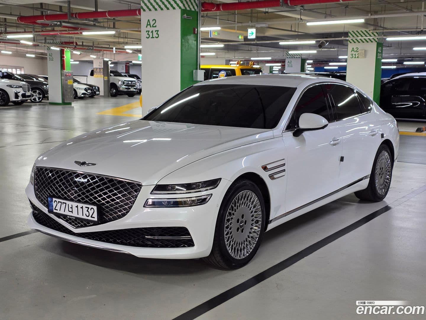 Main__Slider__Photo:G80 Genesis 2022.1-0