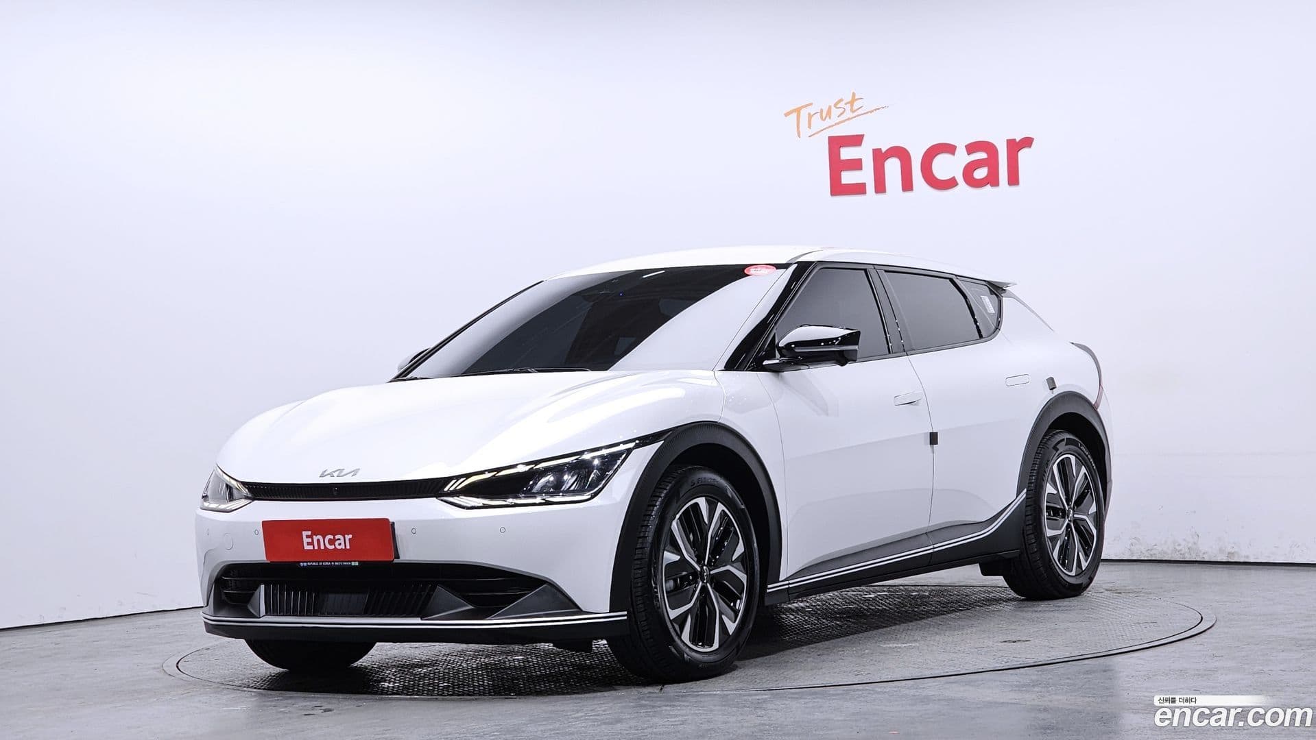 Main__Slider__Photo:EV6 Kia 2022.3-0