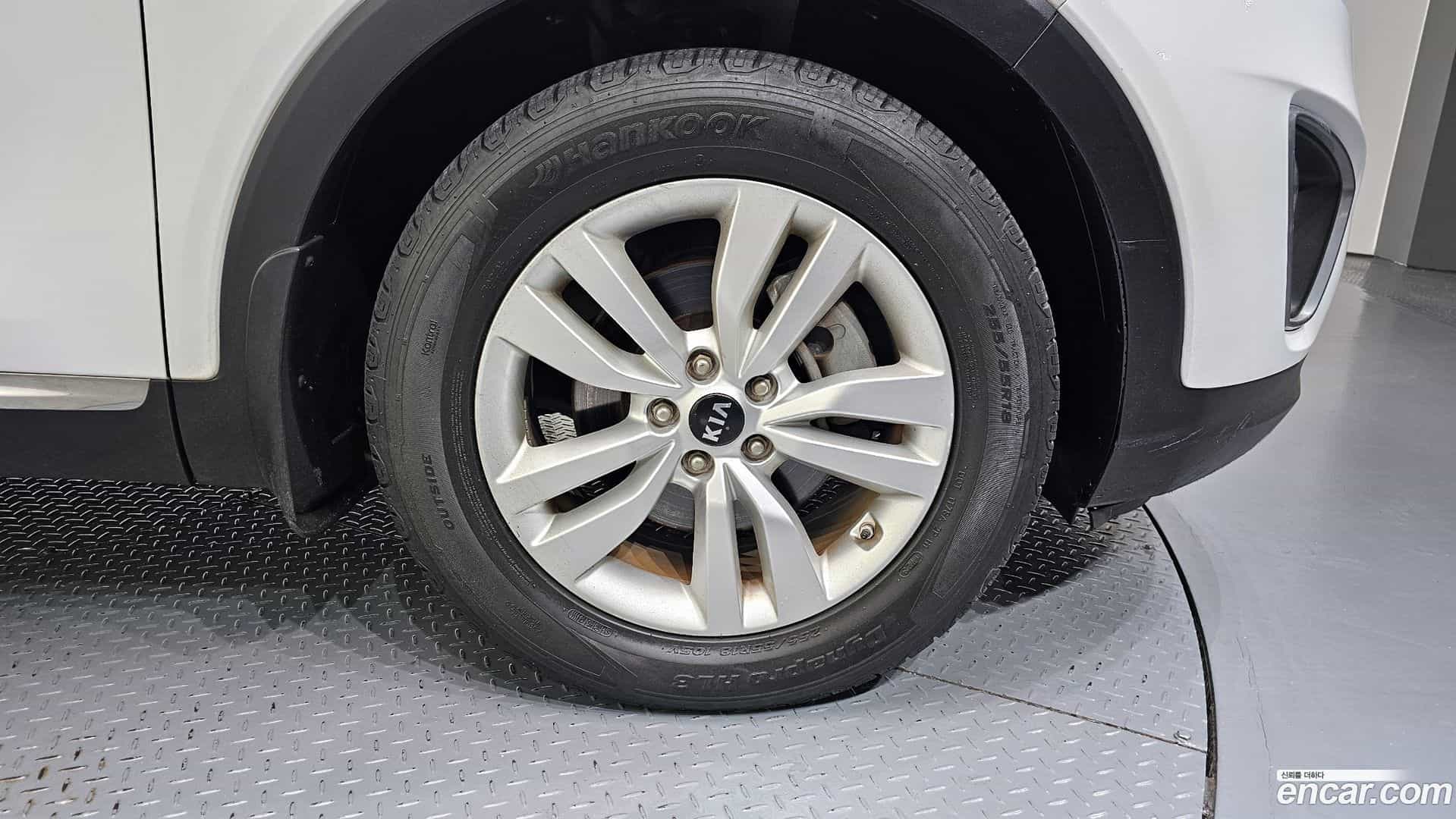 Sorento Kia 2016.1-OUTER-005