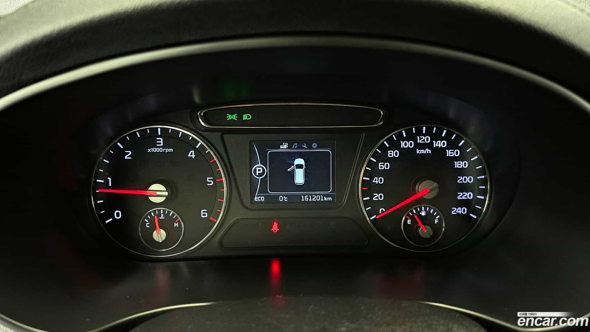 Sorento Kia 2016.1-INNER-008