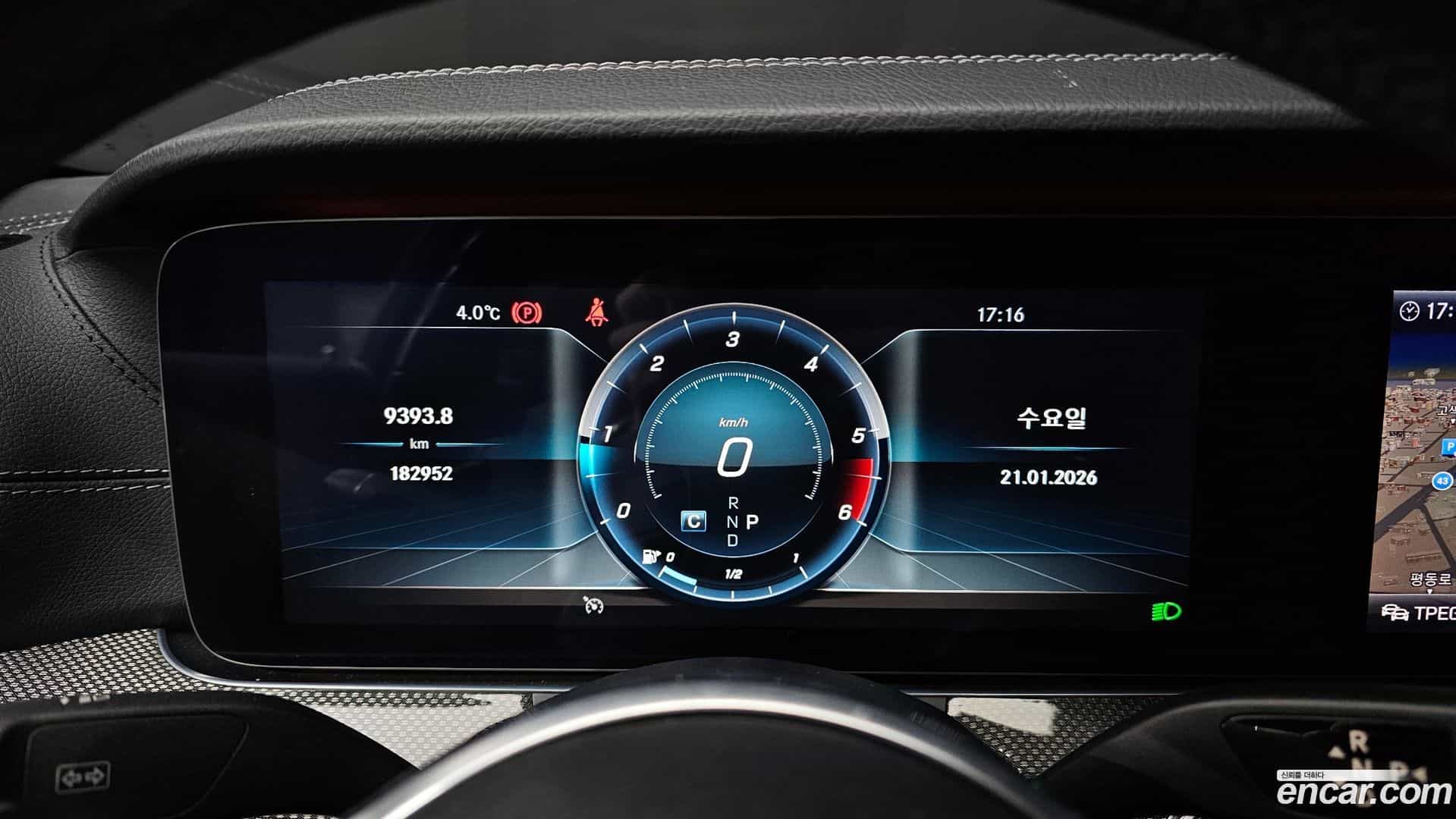 CLS-Class Mercedes-Benz 2019.11-INNER-008