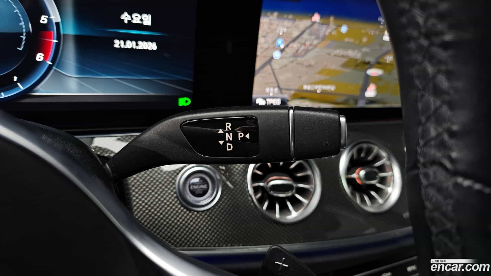CLS-Class Mercedes-Benz 2019.11-INNER-009