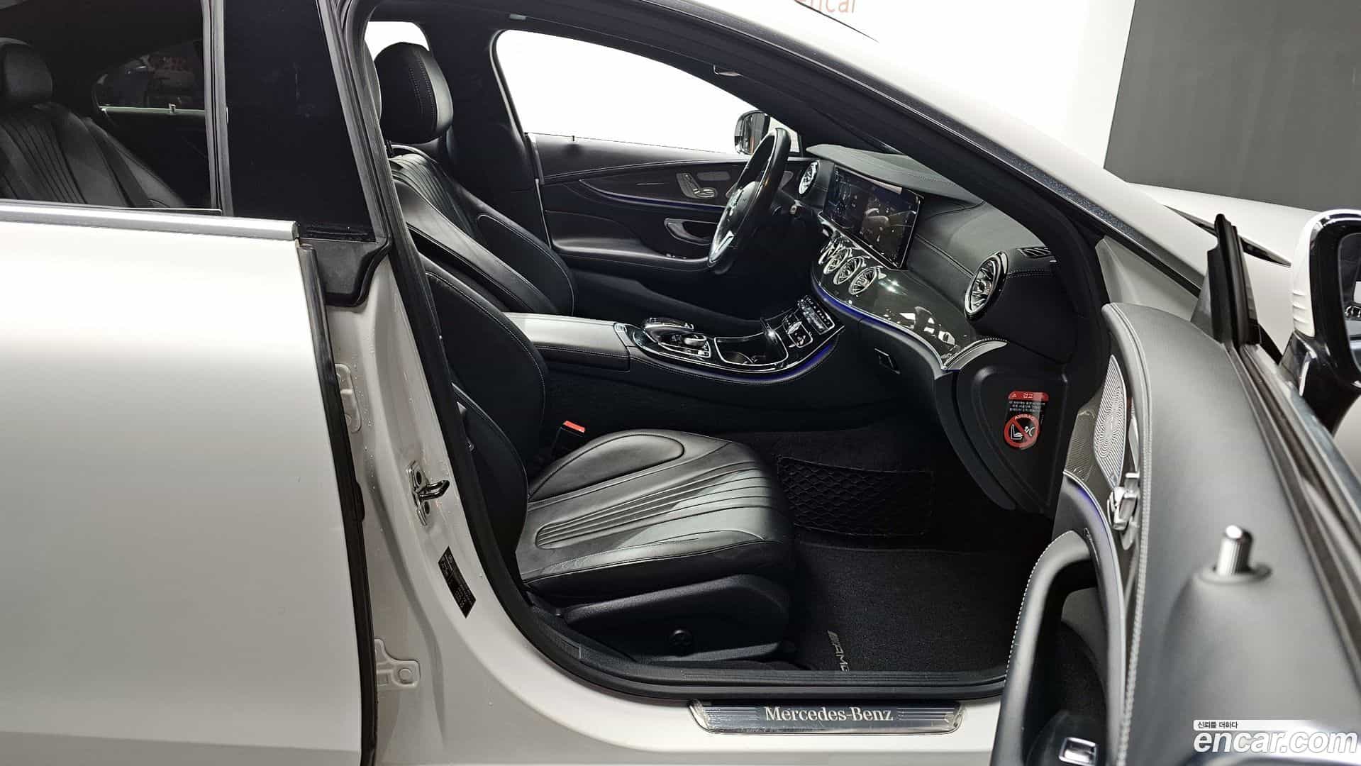 CLS-Class Mercedes-Benz 2019.11-OPTION-015