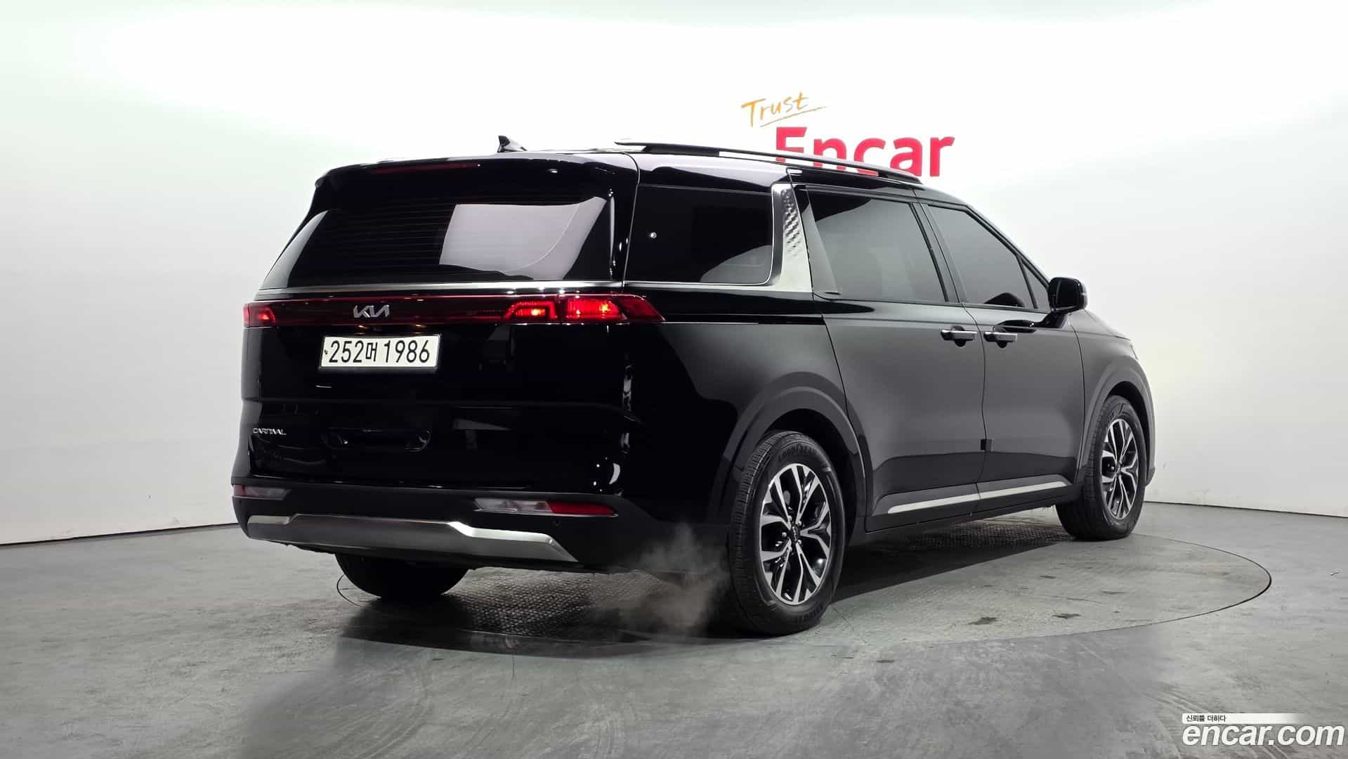 Canival Kia 2022.10-OUTER-002