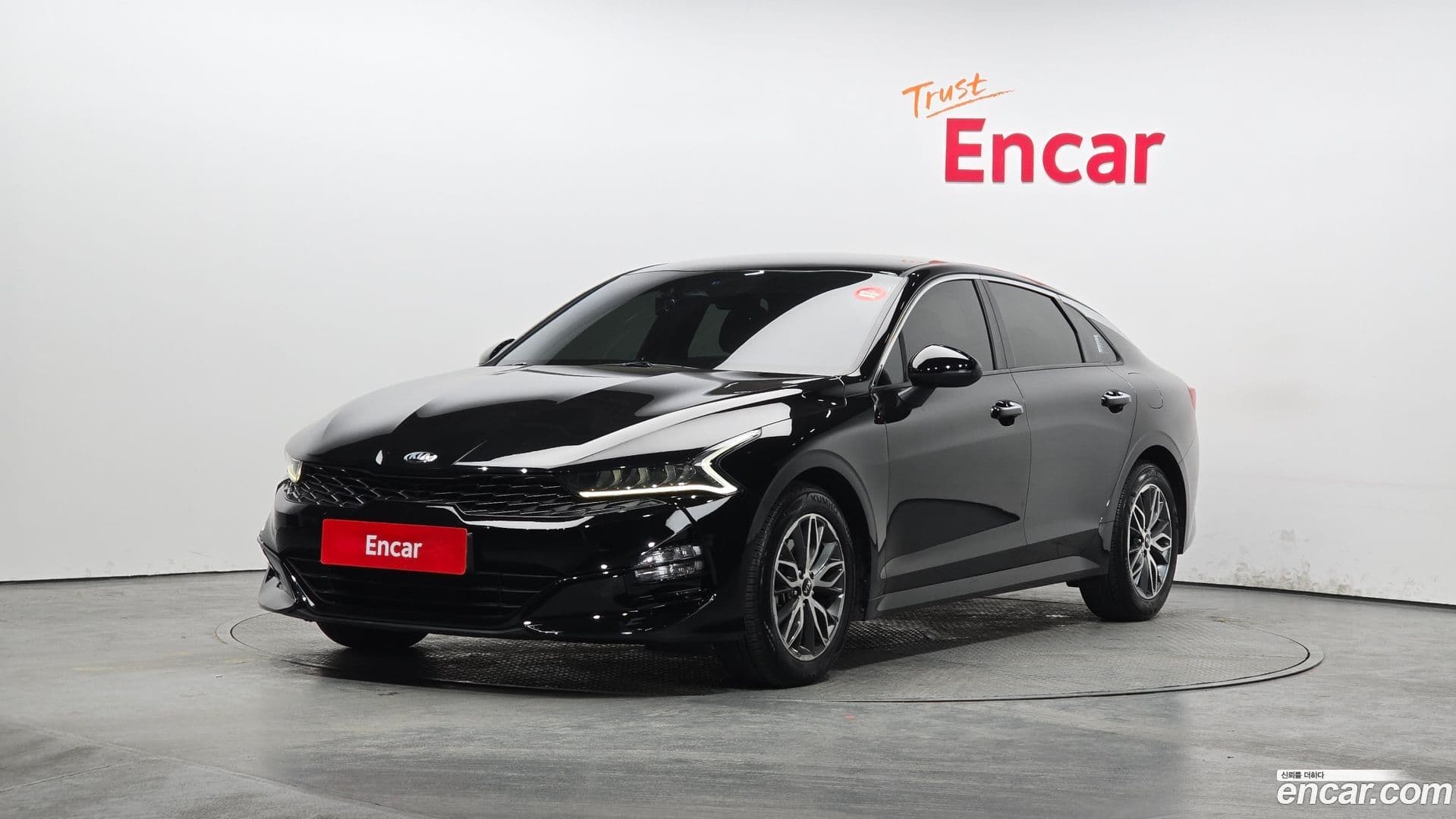 Main__Slider__Photo:K5 Kia 2021.1-0