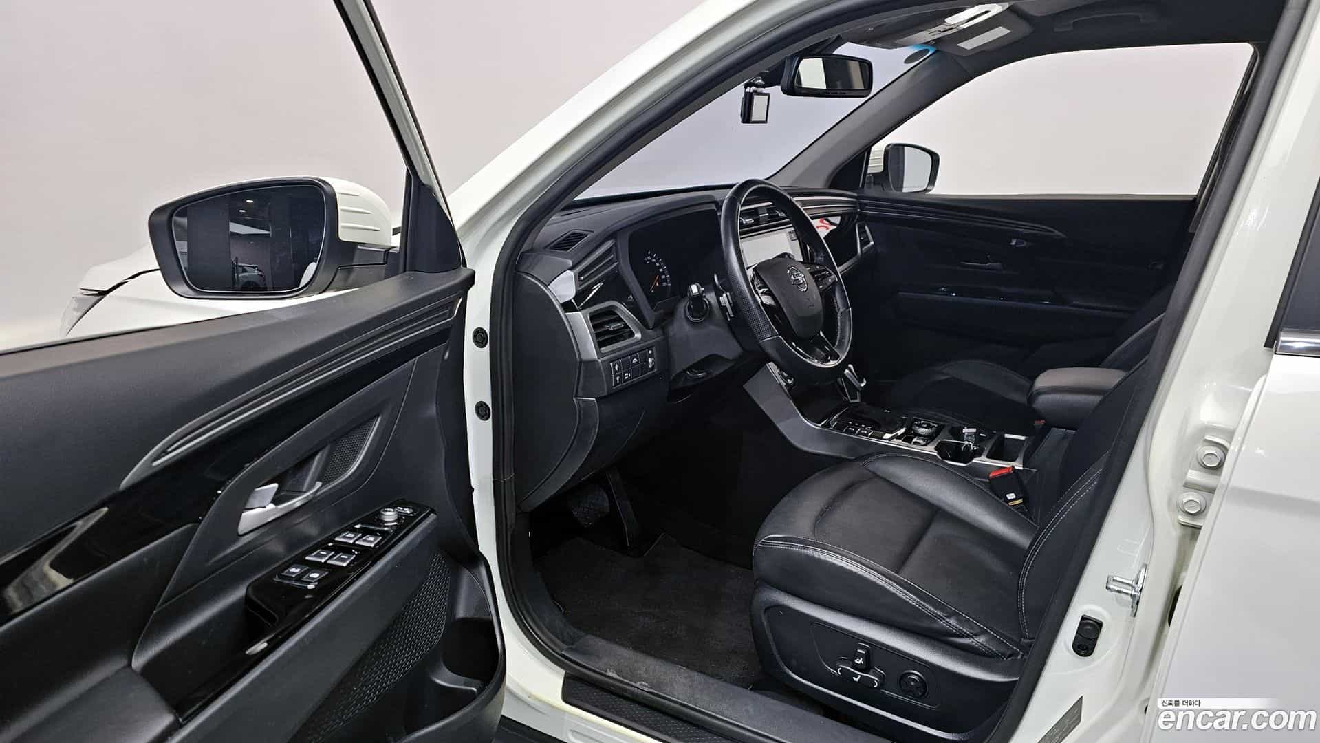 KORANDO KG Mobility 2022.0-OPTION-015