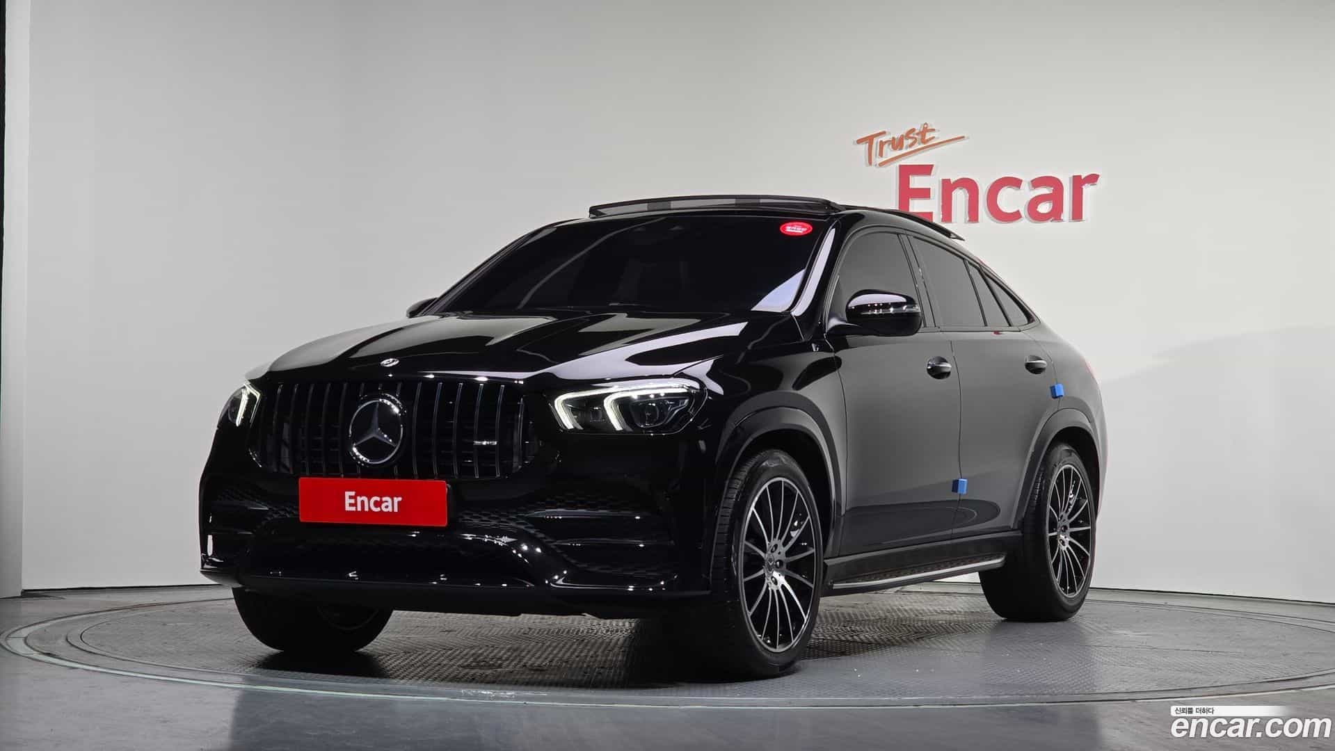 GLE-Class Mercedes-Benz 2022.9-OUTER-001