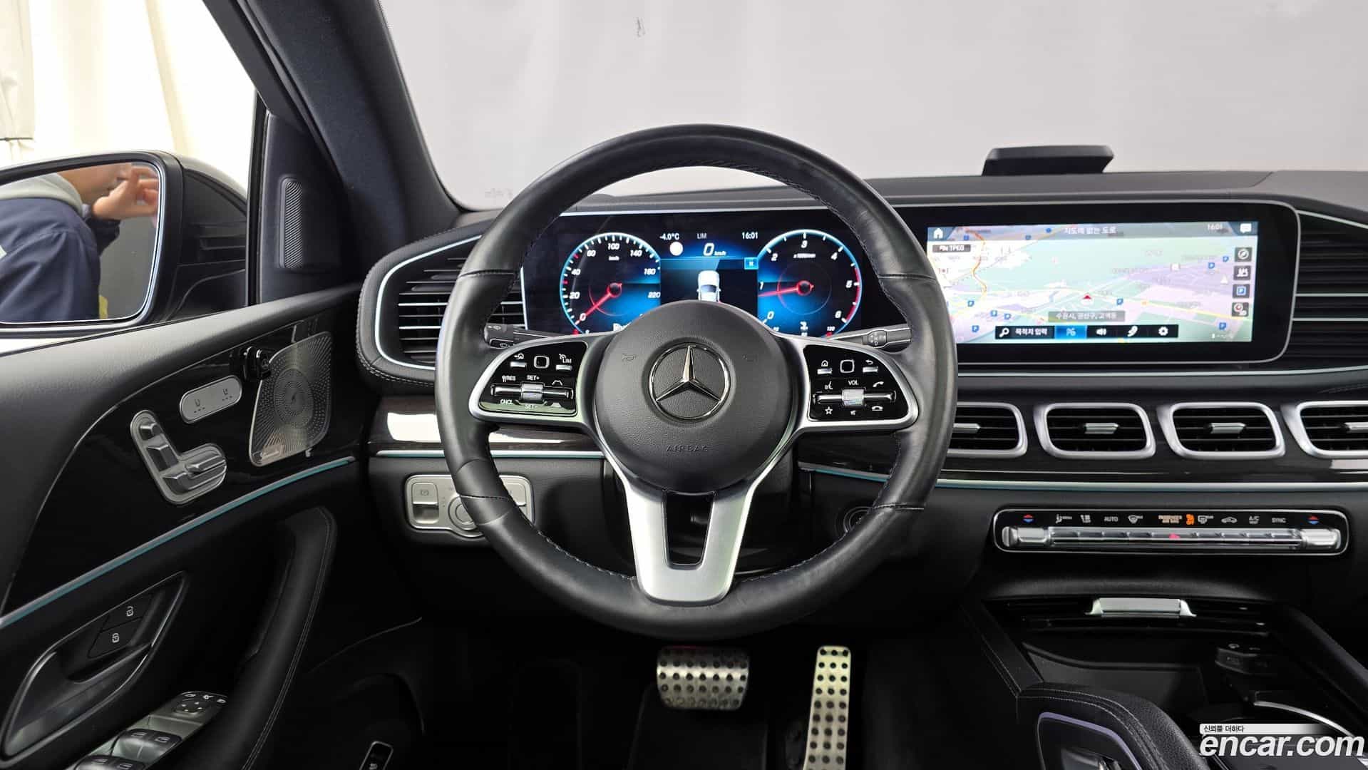 GLE-Class Mercedes-Benz 2022.9-OPTION-017