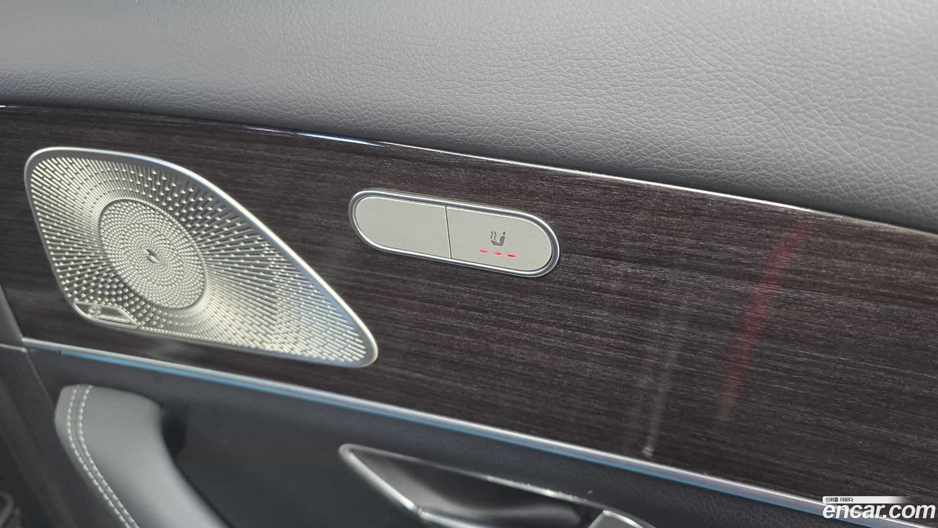 GLE-Class Mercedes-Benz 2022.9-OPTION-023