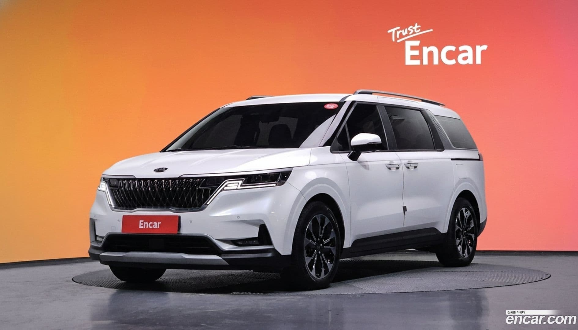 Main__Slider__Photo:Canival Kia 2020.11-0