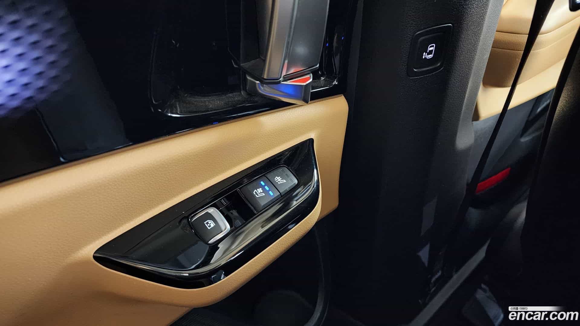 Canival Kia 2022.9-OPTION-022