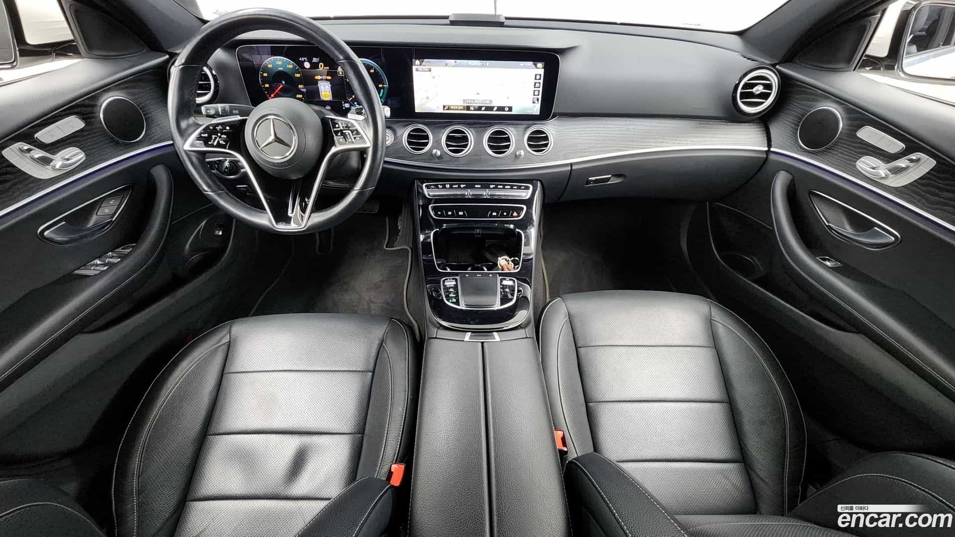 E-Class Mercedes-Benz 2021.11-INNER-007