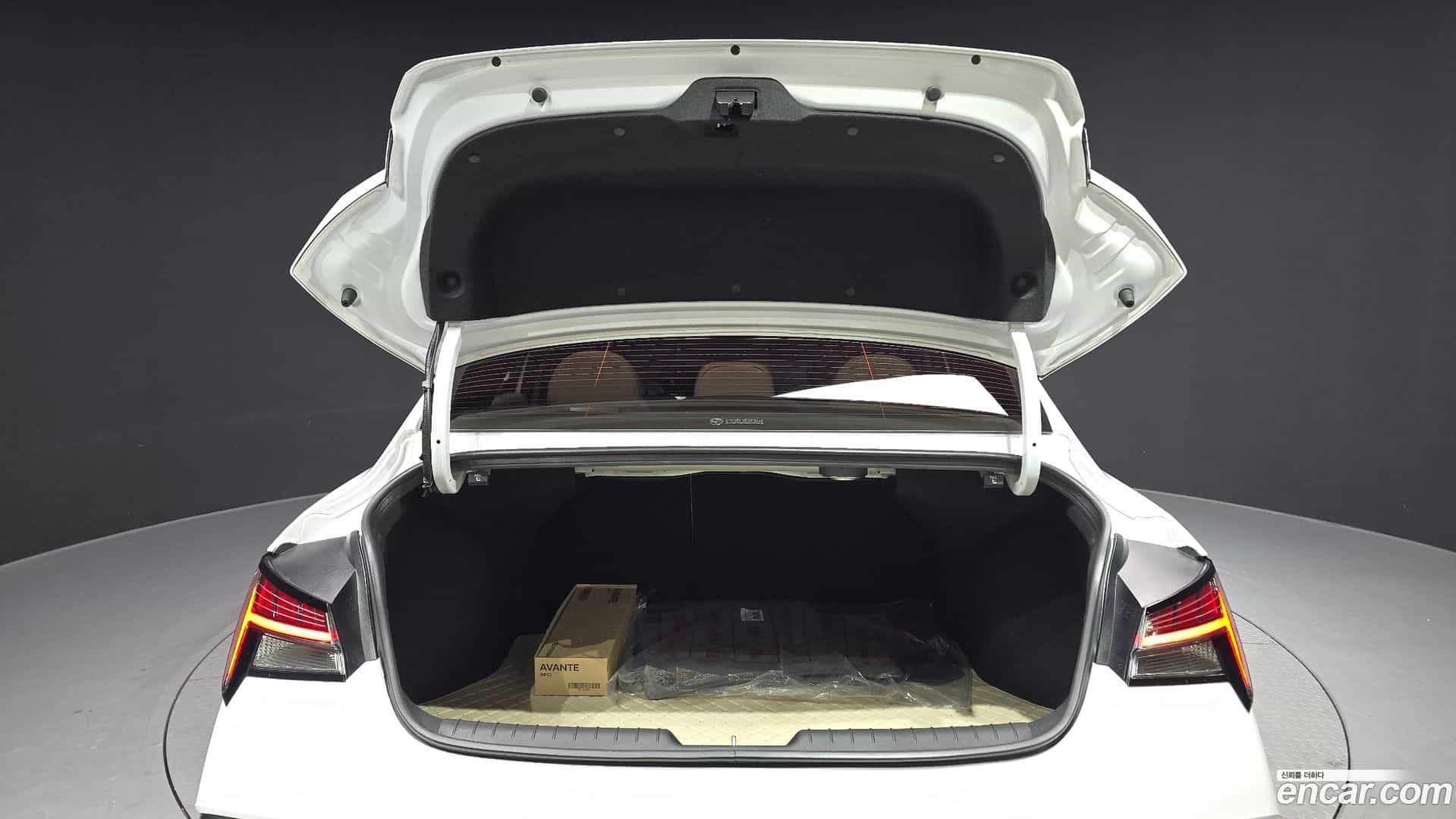 AVANTE Hyundai 2025.7-OPTION-024