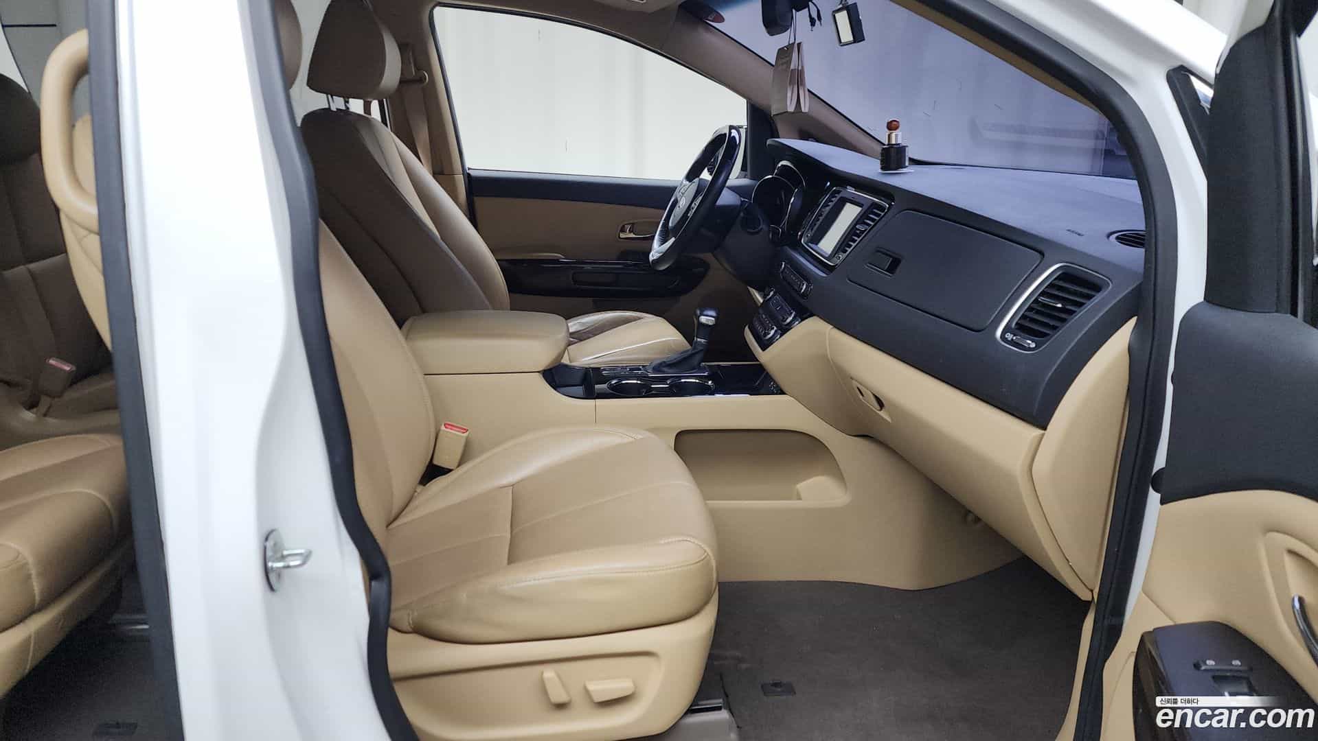 Canival Kia 2018.8-OPTION-015