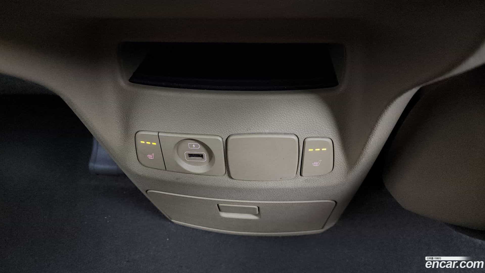 Canival Kia 2018.8-OPTION-022