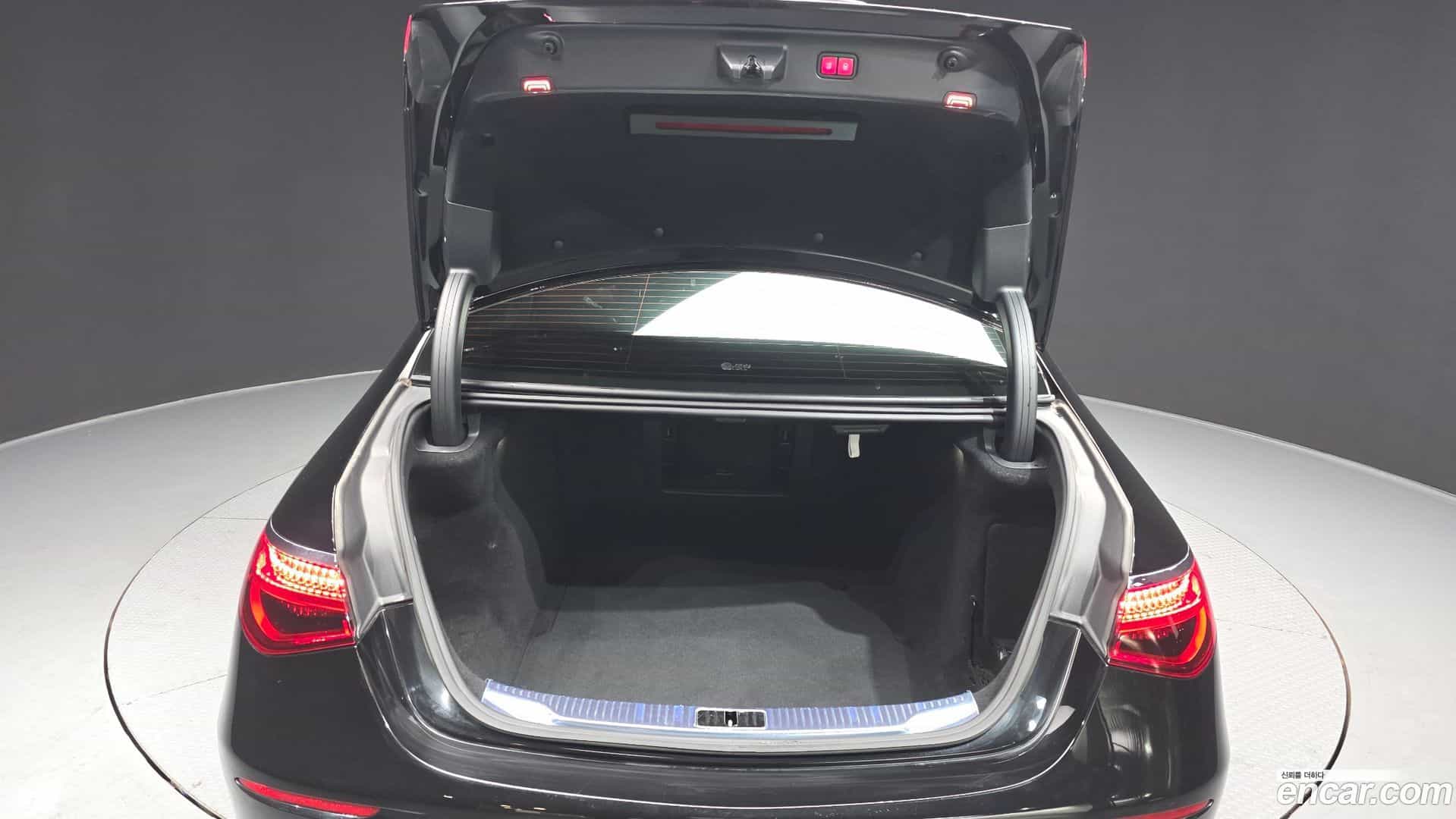S-Class Mercedes-Benz 2022.4-OPTION-024