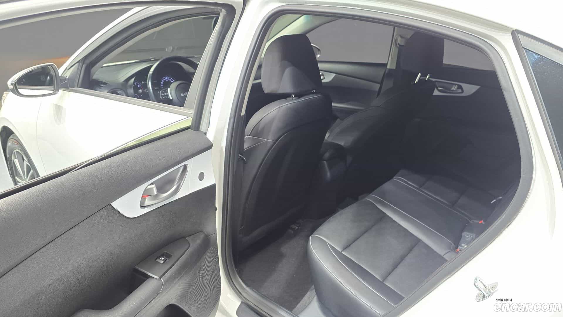 K3 Kia 2022.1-OPTION-015