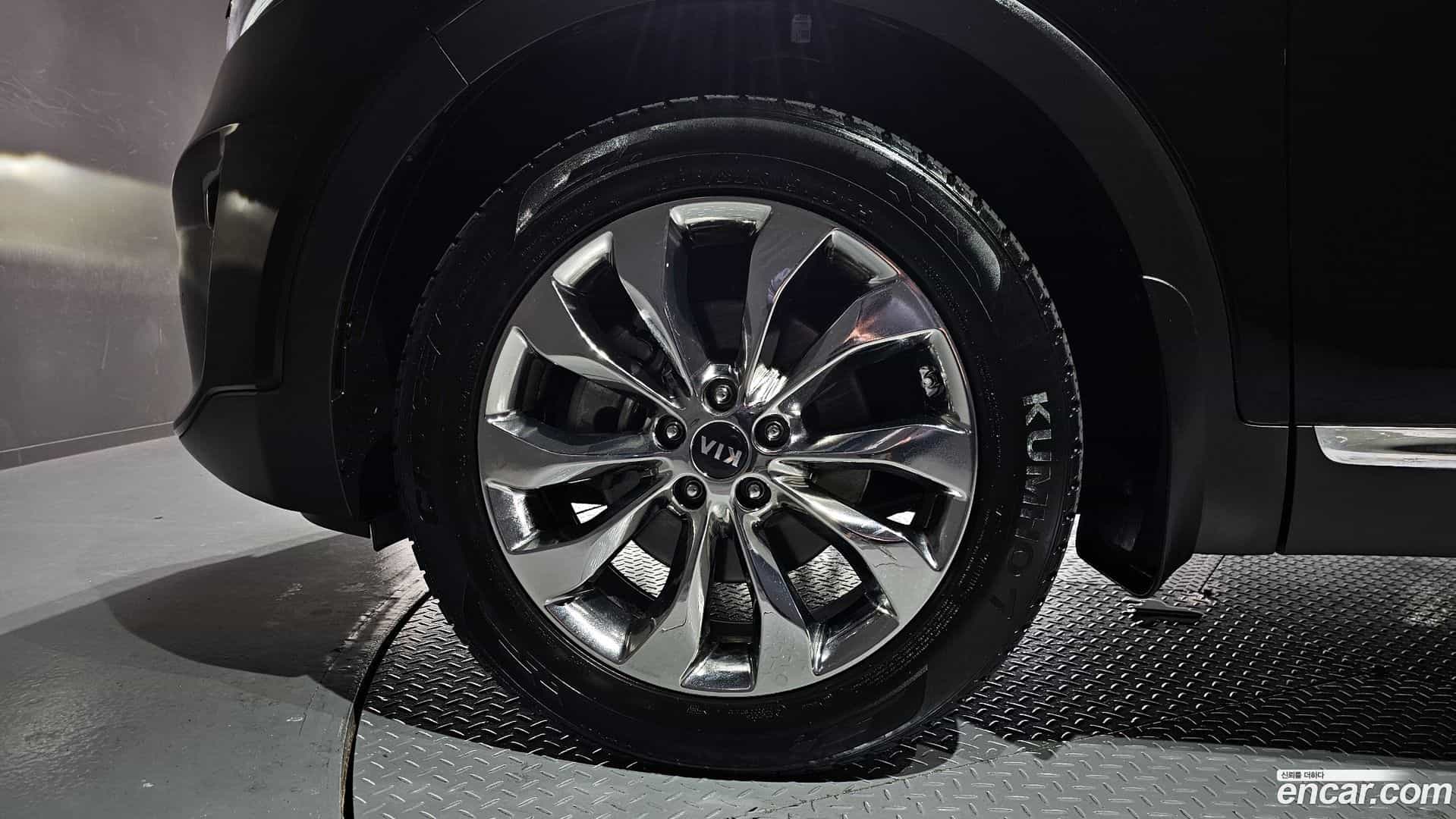 Sorento Kia 2018.10-OUTER-005