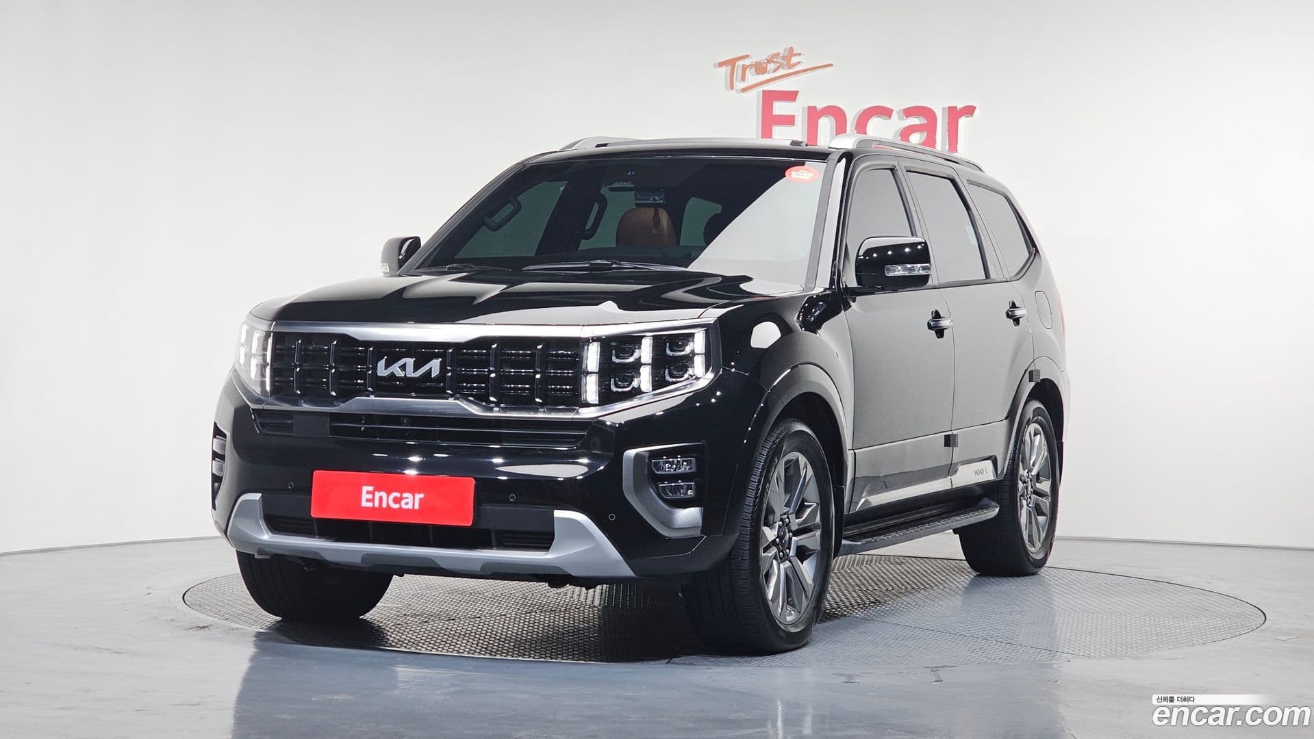 Main__Slider__Photo:Mohave Kia 2024.0-0