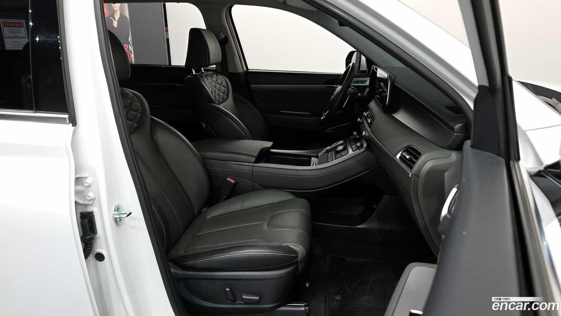 Palisade Hyundai 2022.1-INNER-010