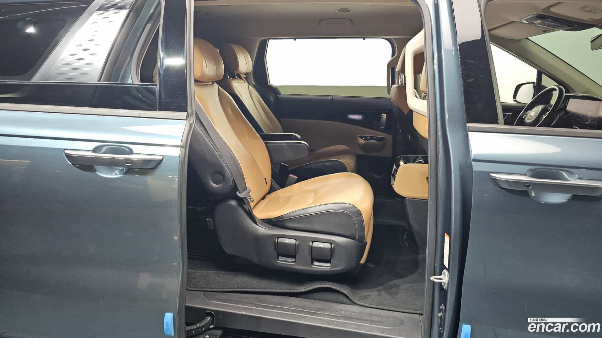 Canival Kia 2020.9-OPTION-016