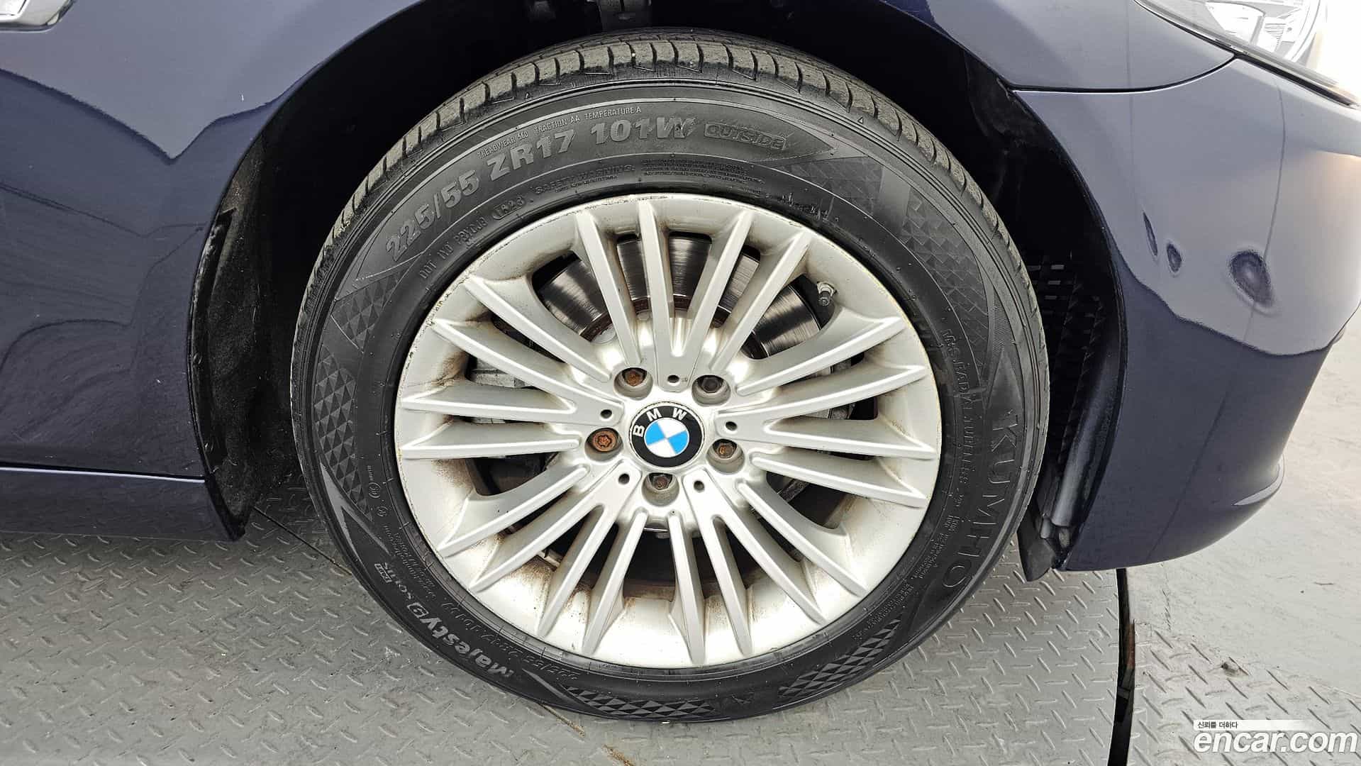 5-Series BMW 2014.5-OUTER-005