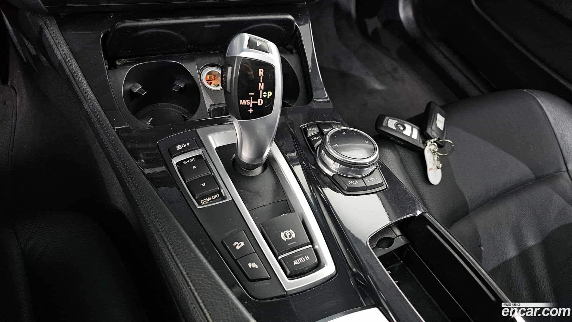 5-Series BMW 2014.5-INNER-009