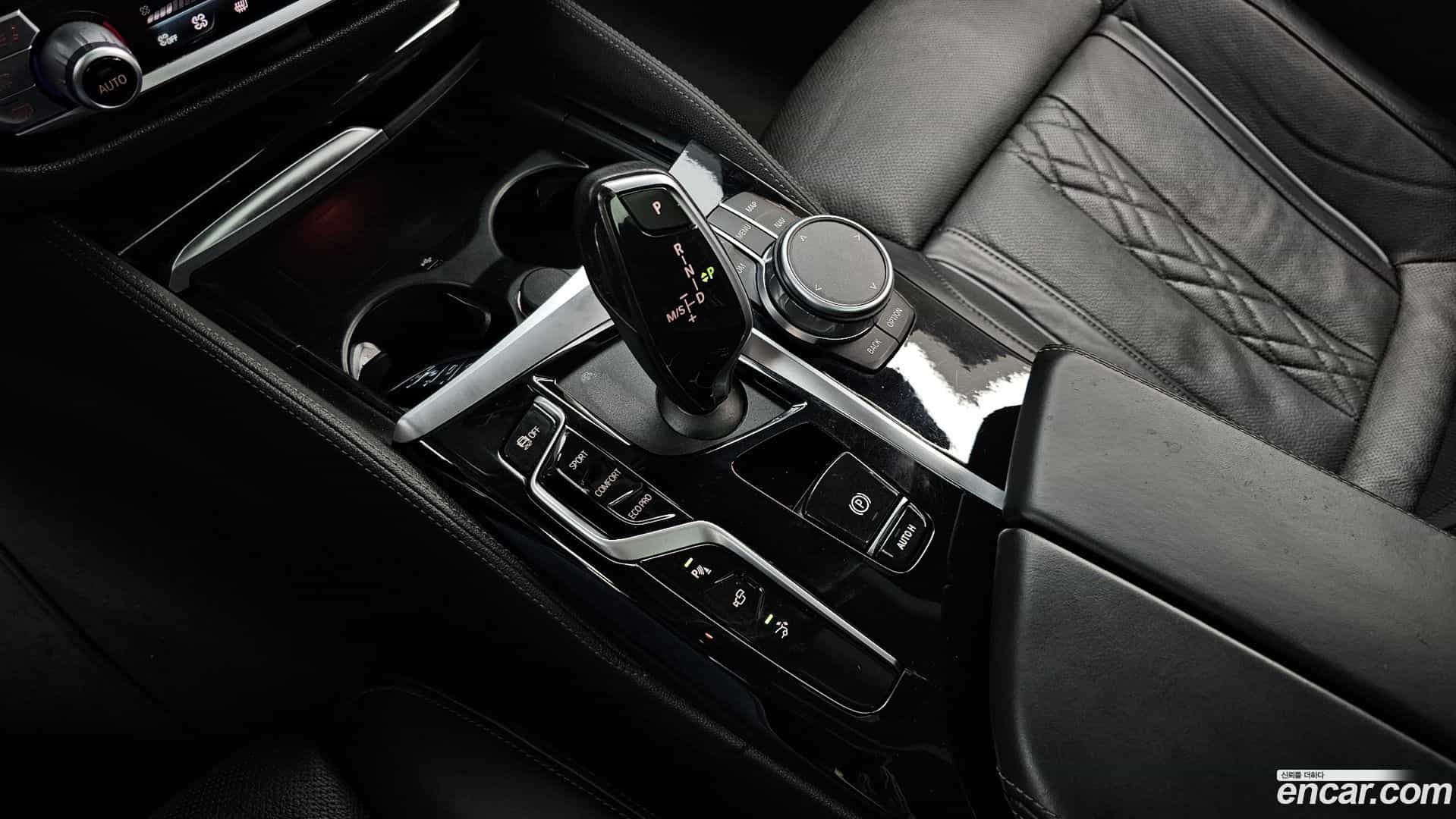 Gran Turismo BMW 2021.1-INNER-009