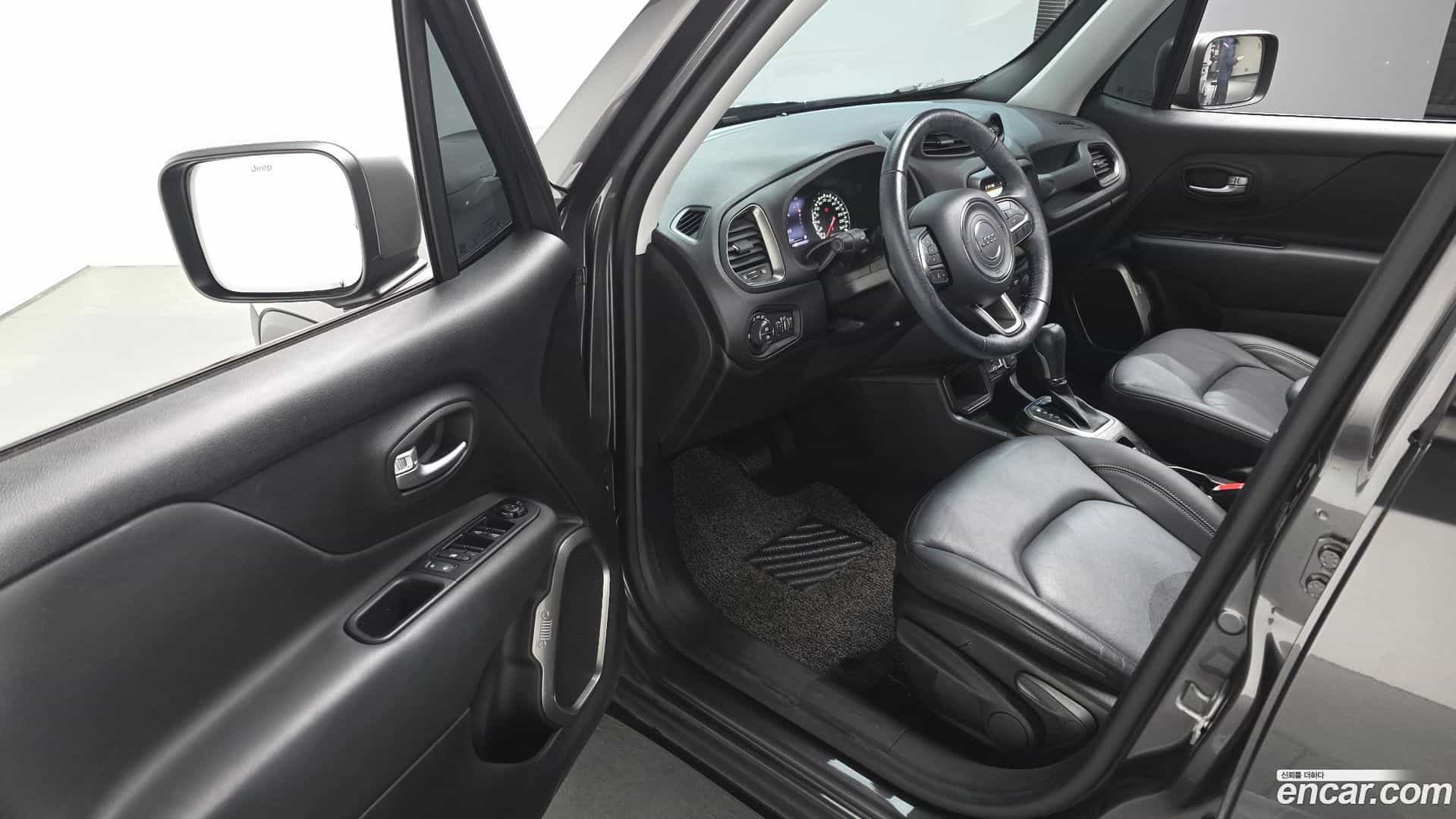 Renegade Jeep 2020.8-OPTION-016