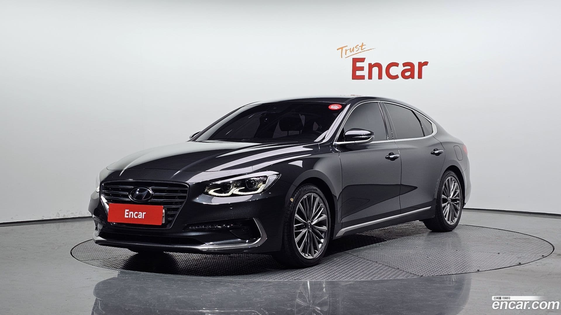 Main__Slider__Photo:Grandeur Hyundai 2017.0-0